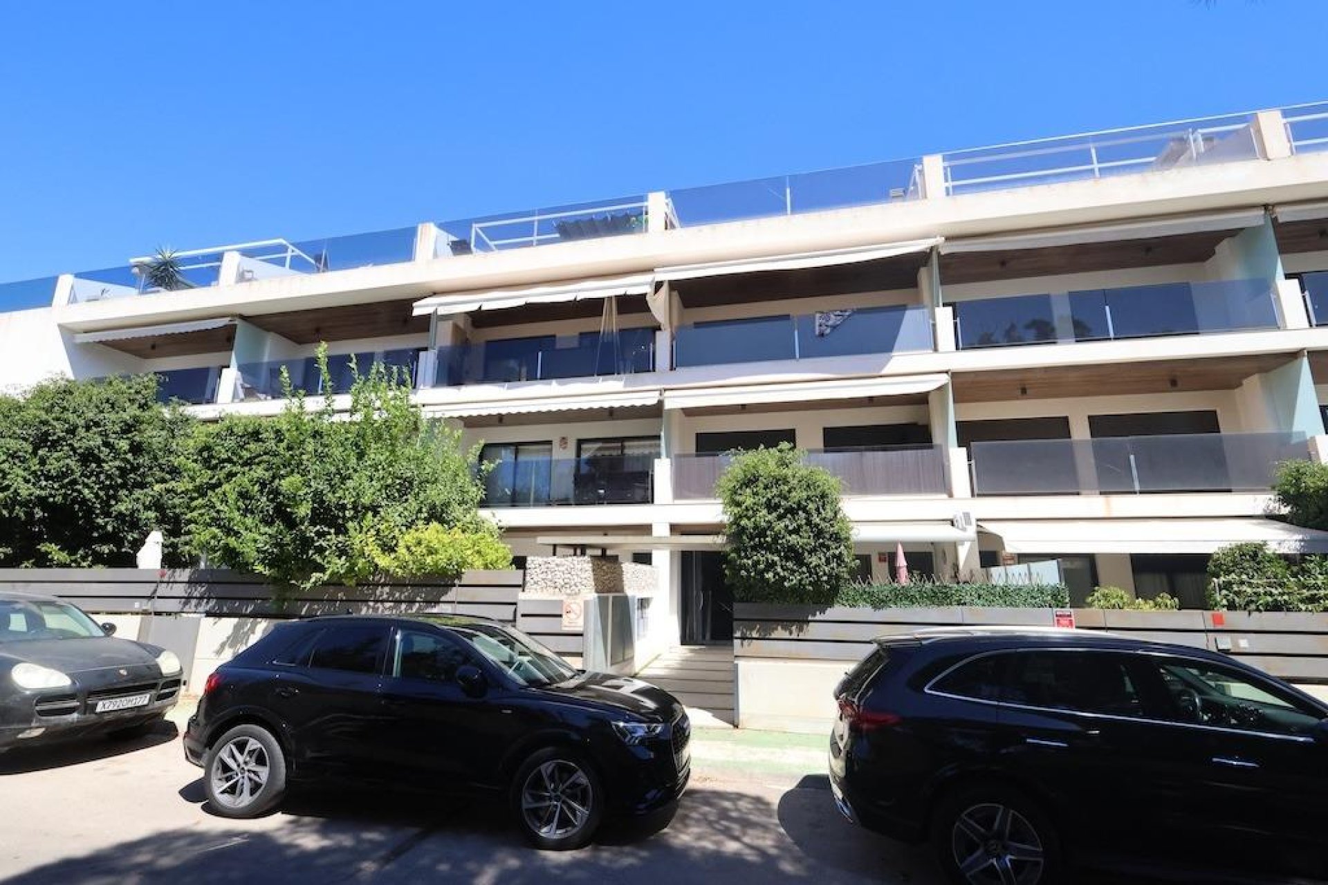 Resale - Apartment -
Orihuela Costa - Campoamor