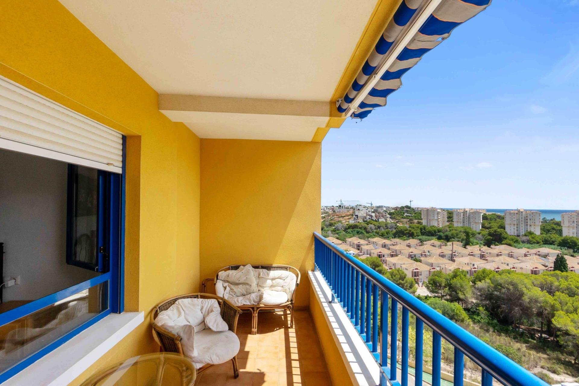 Resale - Apartment -
Orihuela Costa - Campoamor