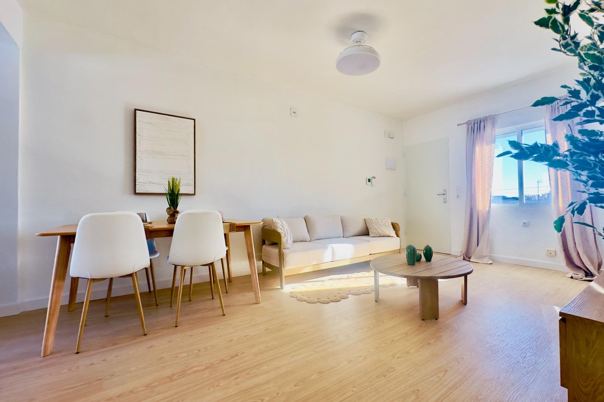 Resale - Apartment -
Orihuela Costa - La Regia