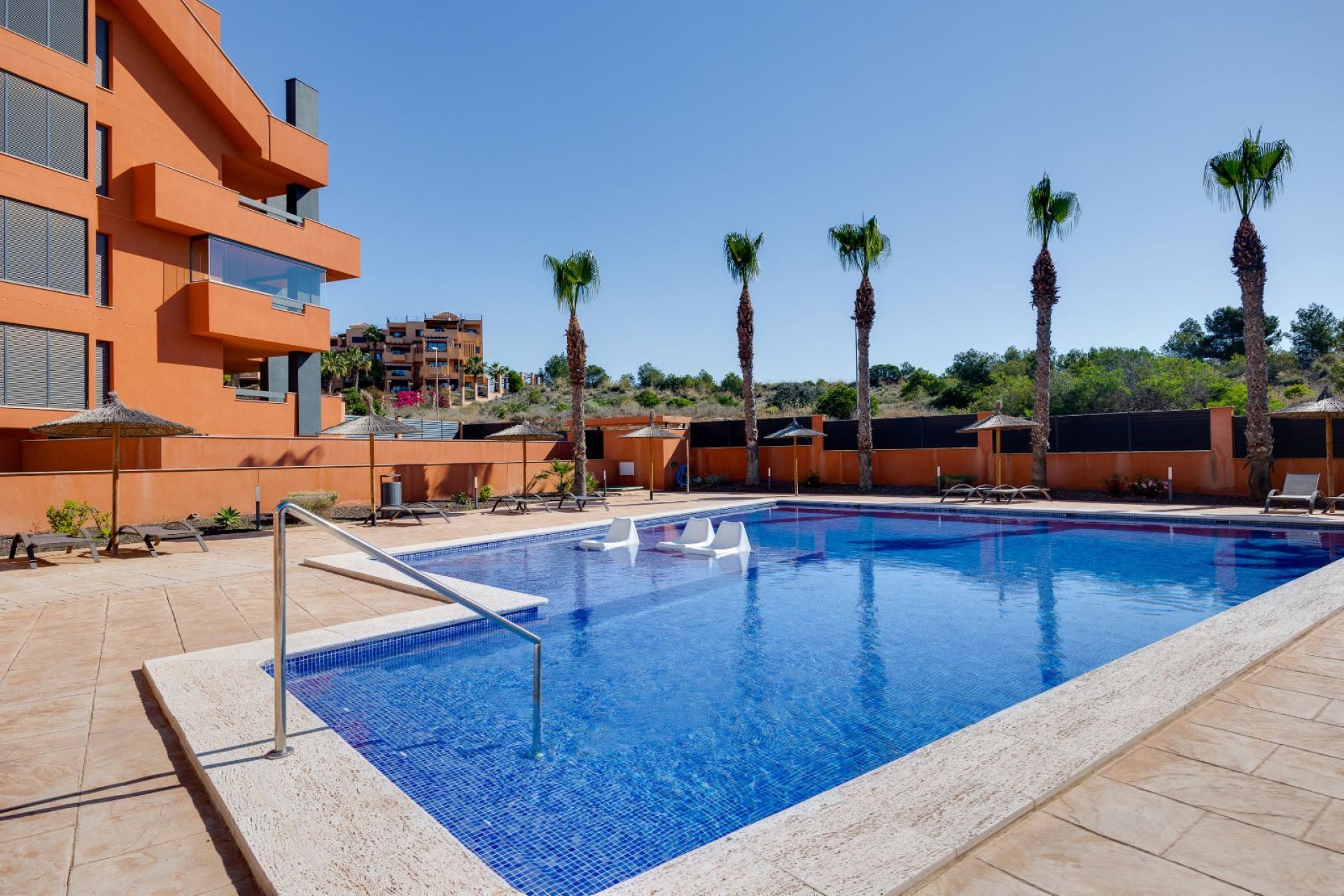 Resale - Apartment -
Orihuela Costa - Las Filipinas