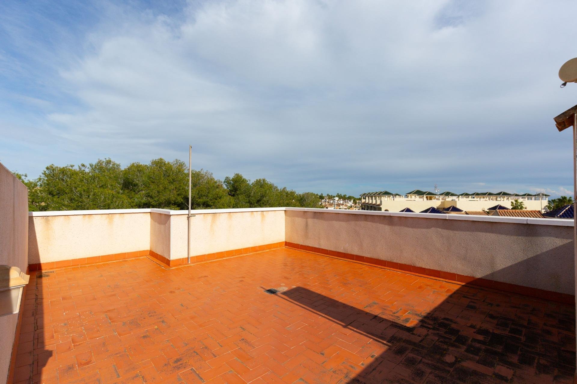 Resale - Apartment -
Orihuela Costa - Las Filipinas