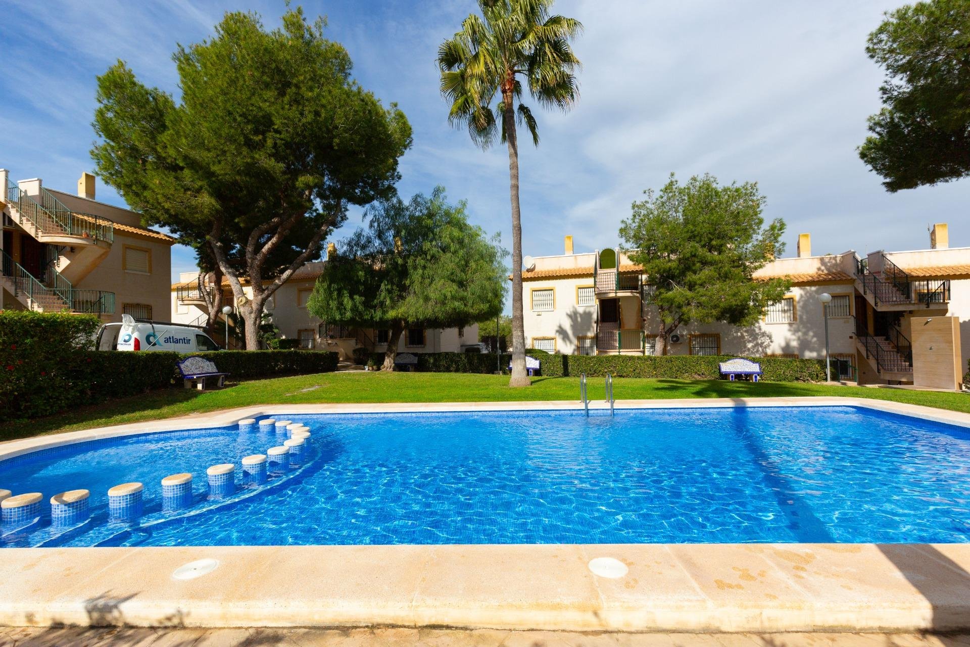 Resale - Apartment -
Orihuela Costa - Las Filipinas