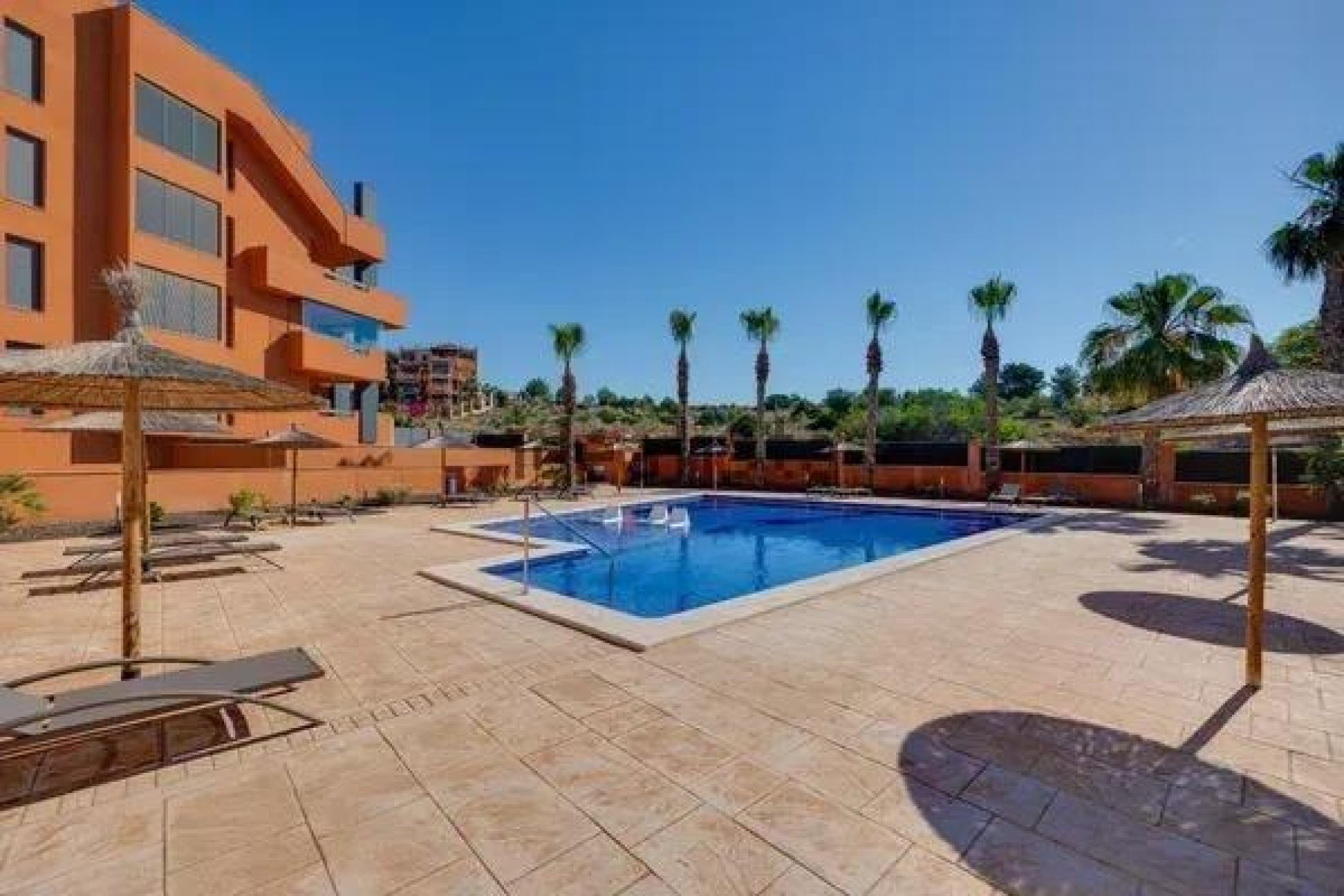 Resale - Apartment -
Orihuela Costa - Las Filipinas