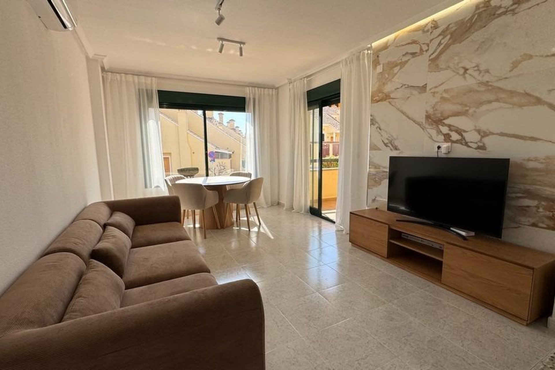Resale - Apartment -
Orihuela Costa - Las Filipinas