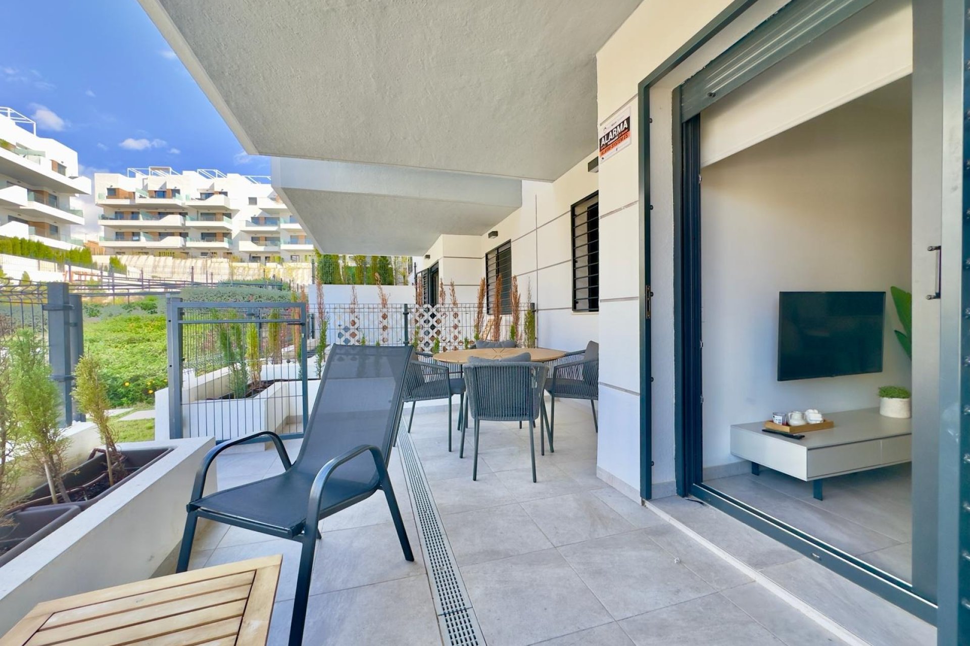 Resale - Apartment -
Orihuela Costa - Las Filipinas