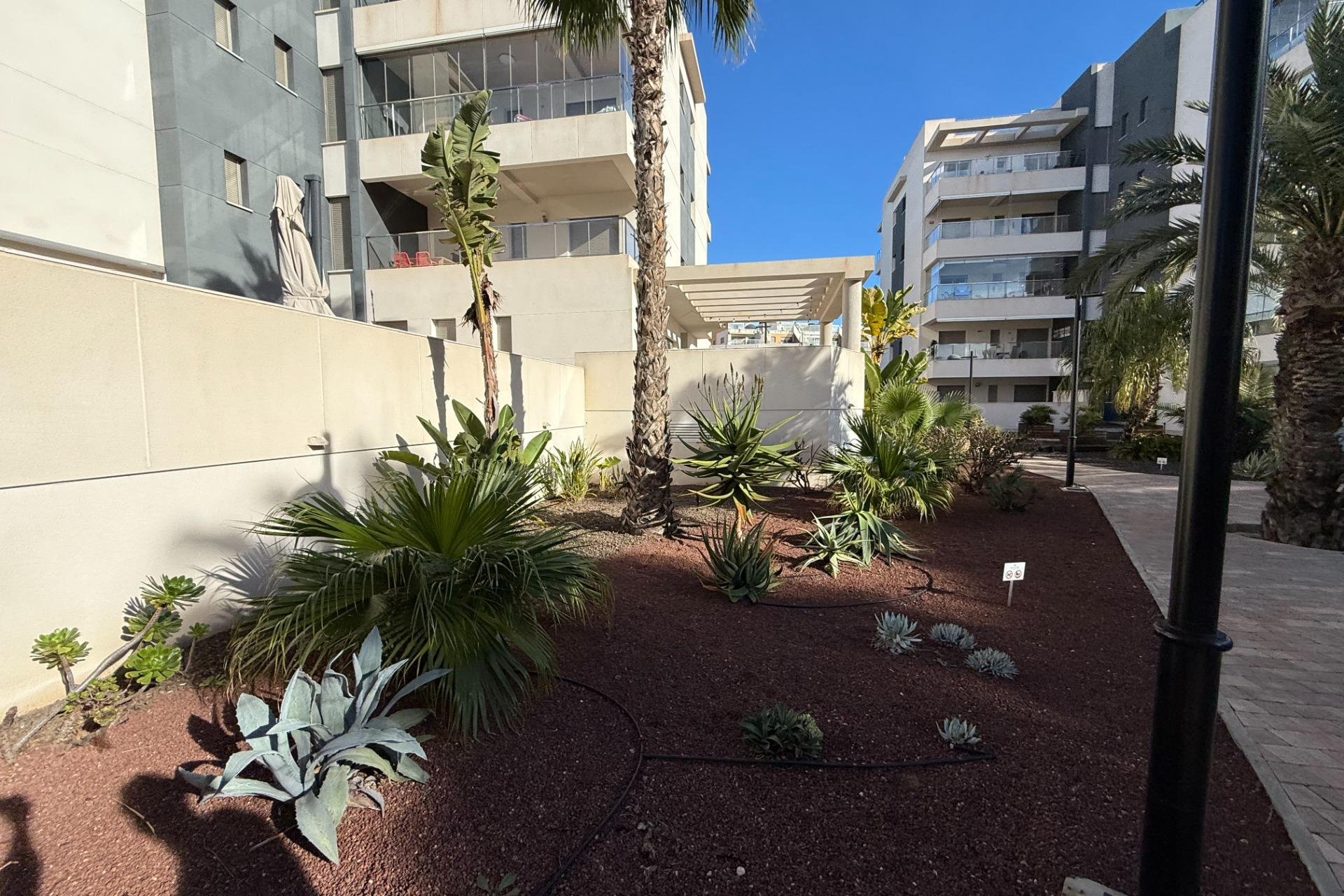 Resale - Apartment -
Orihuela Costa - Los Dolses