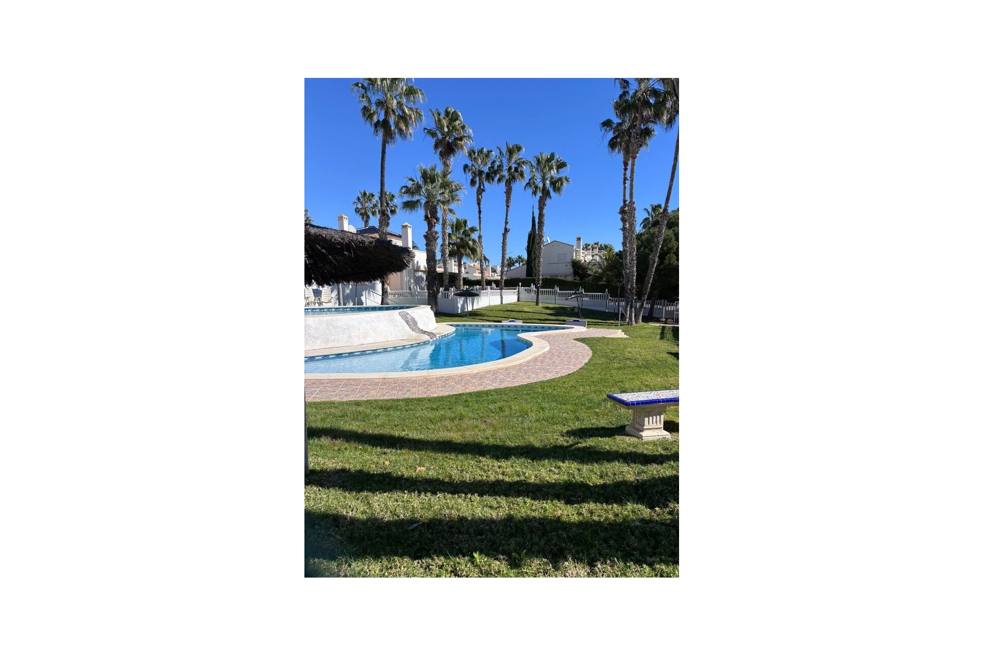 Resale - Apartment -
Orihuela Costa - Los Dolses