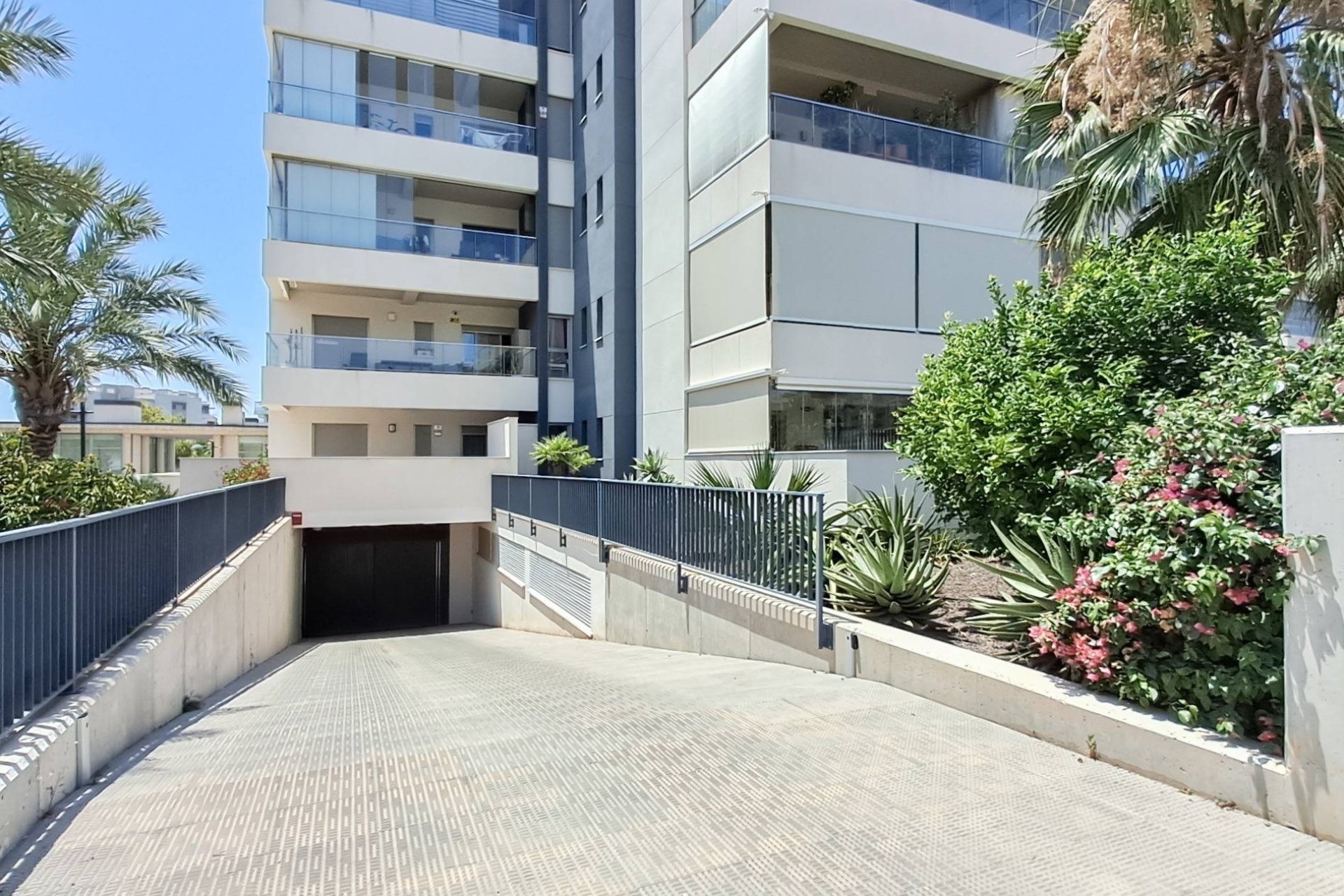 Resale - Apartment -
Orihuela Costa - Los Dolses
