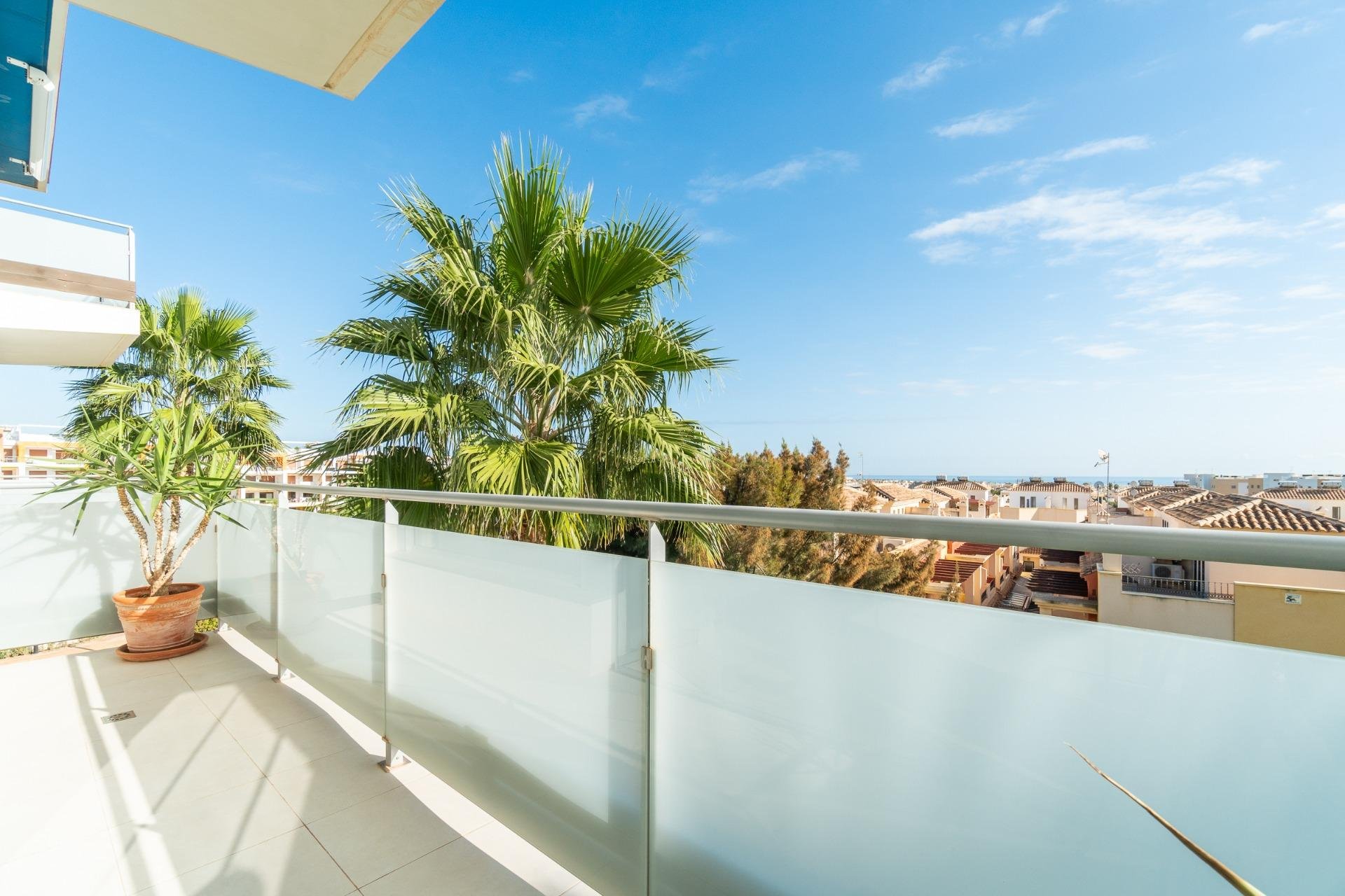 Resale - Apartment -
Orihuela Costa - Los Dolses