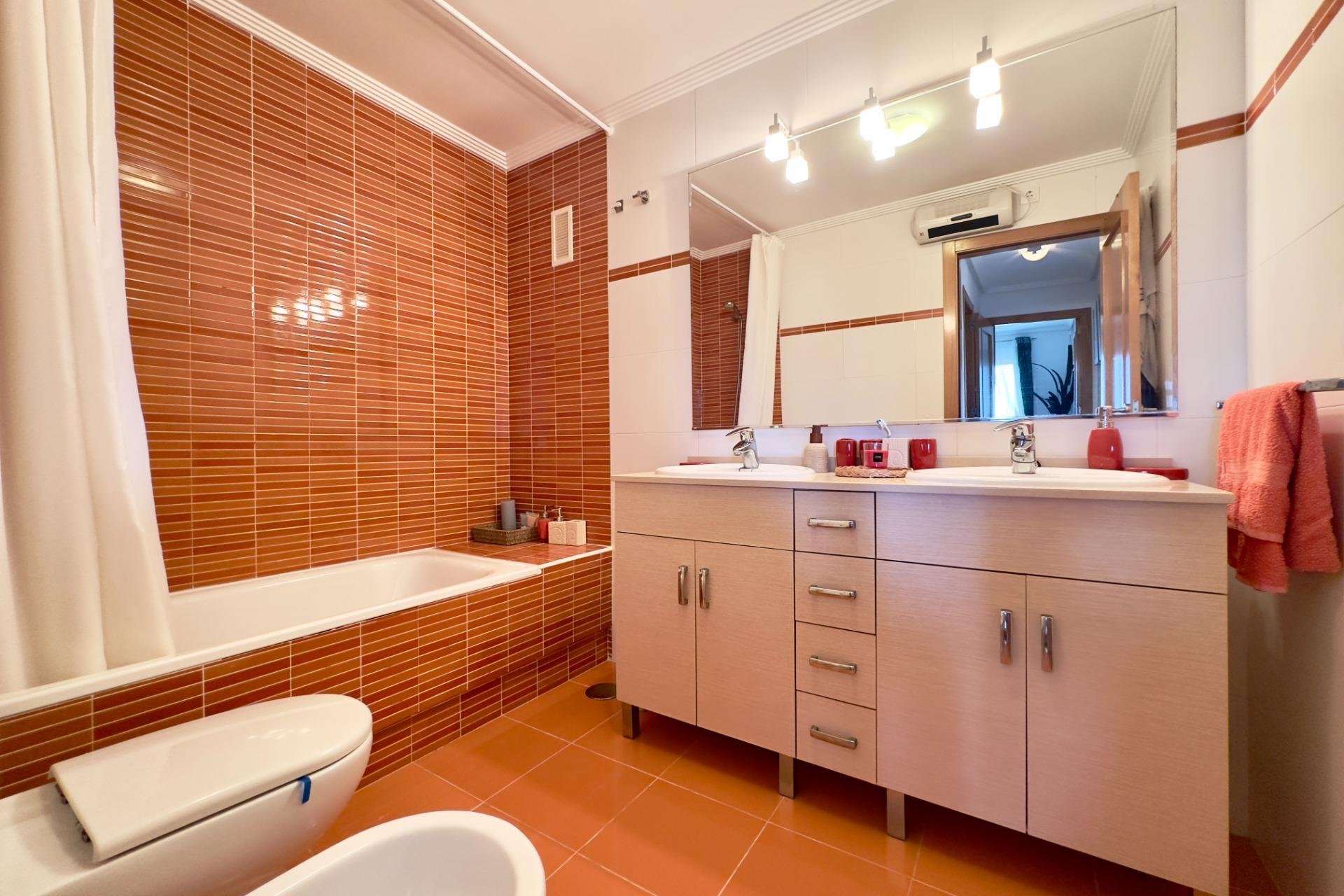 Resale - Apartment -
Orihuela Costa - Playa Flamenca