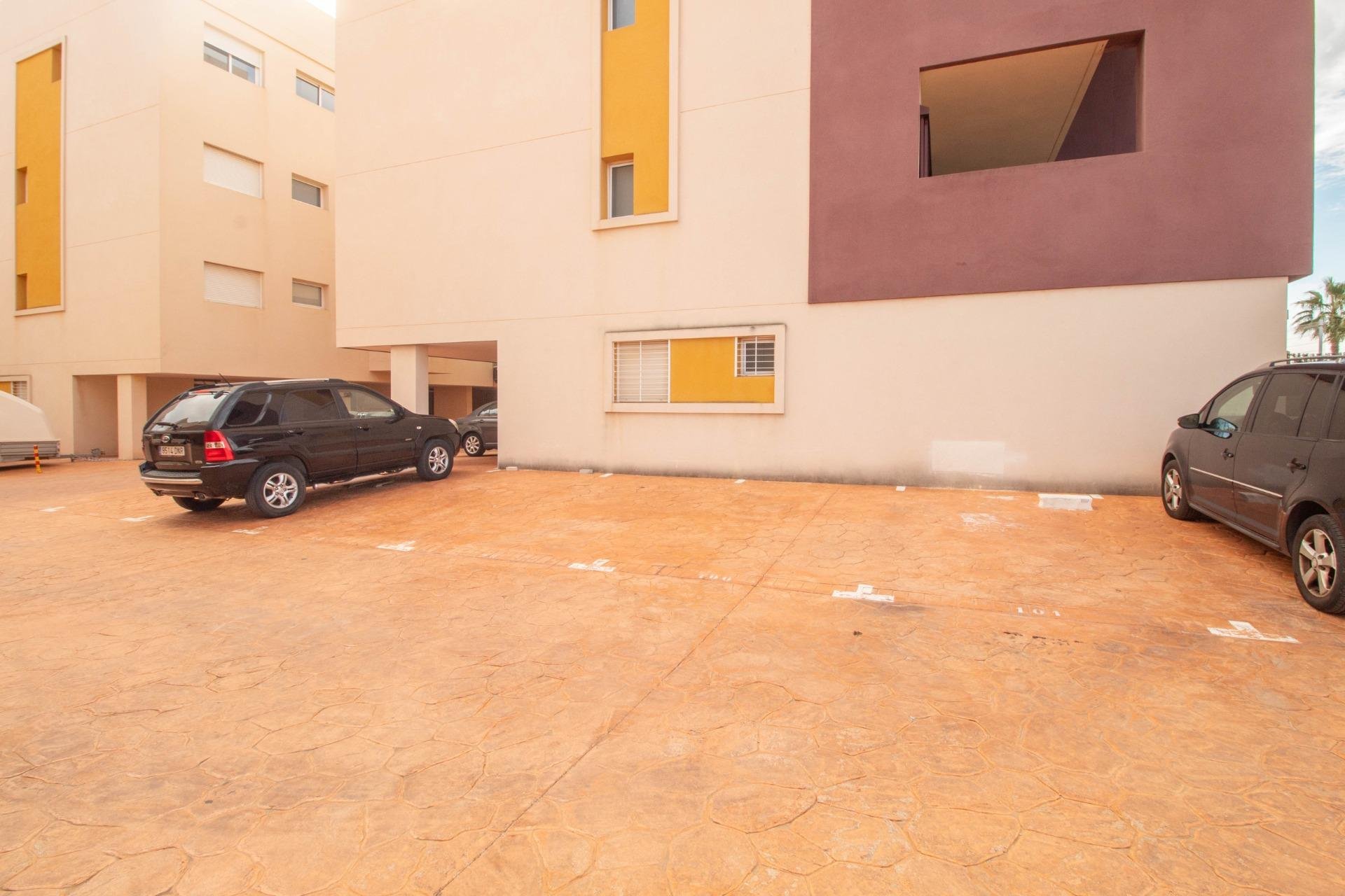 Resale - Apartment -
Orihuela Costa - Playa Flamenca