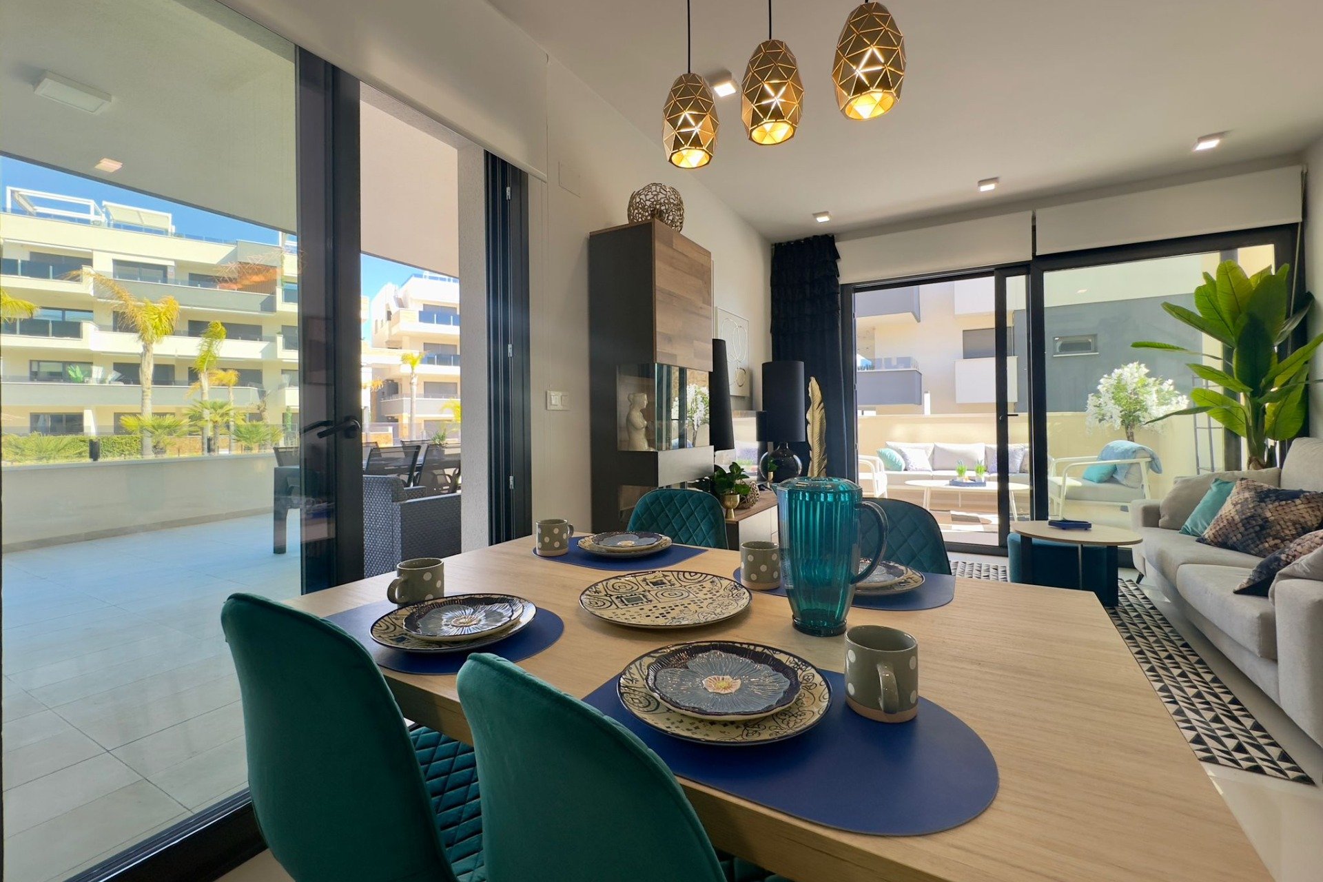 Resale - Apartment -
Orihuela Costa - Playa Flamenca