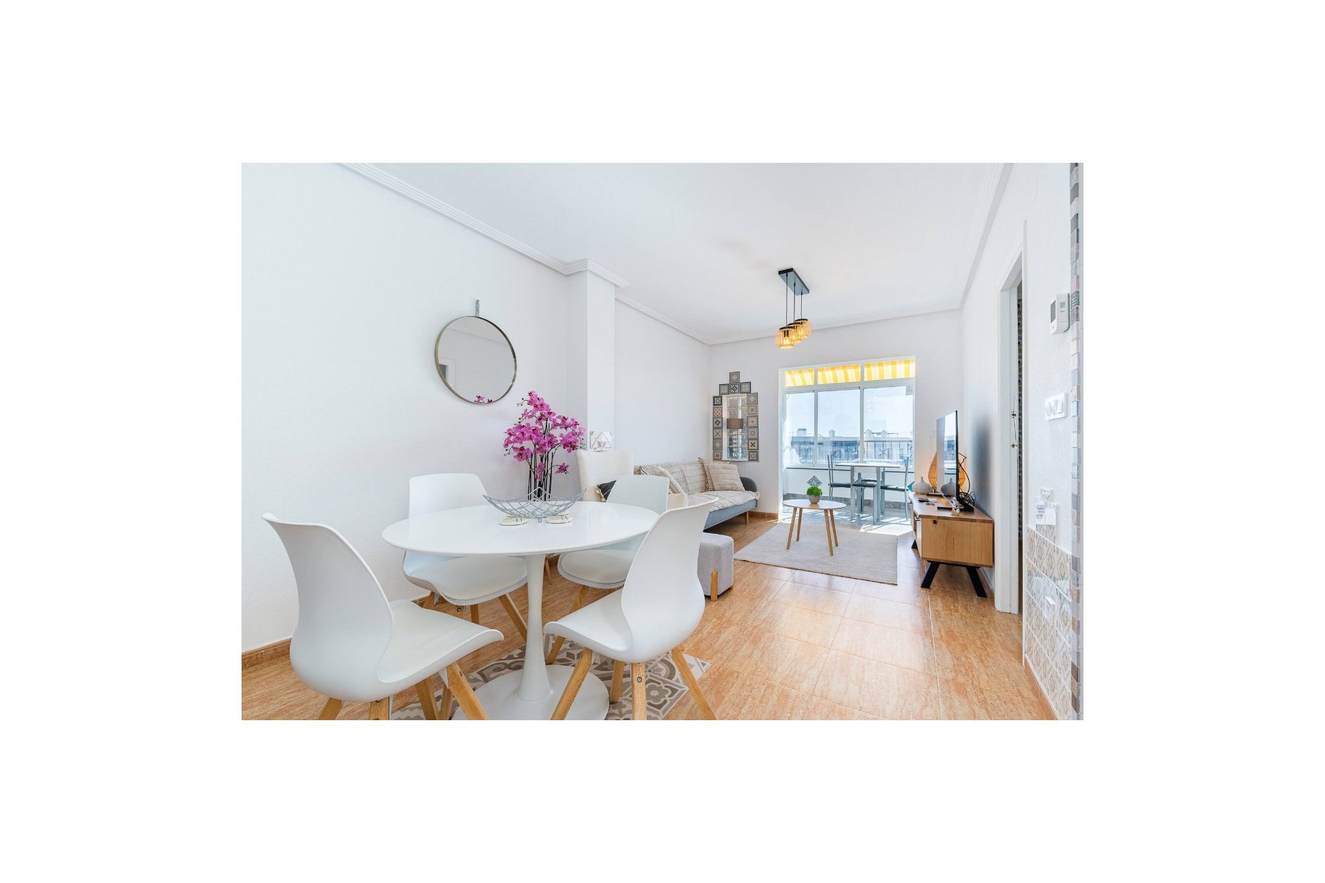 Resale - Apartment -
Orihuela Costa - Playa Flamenca