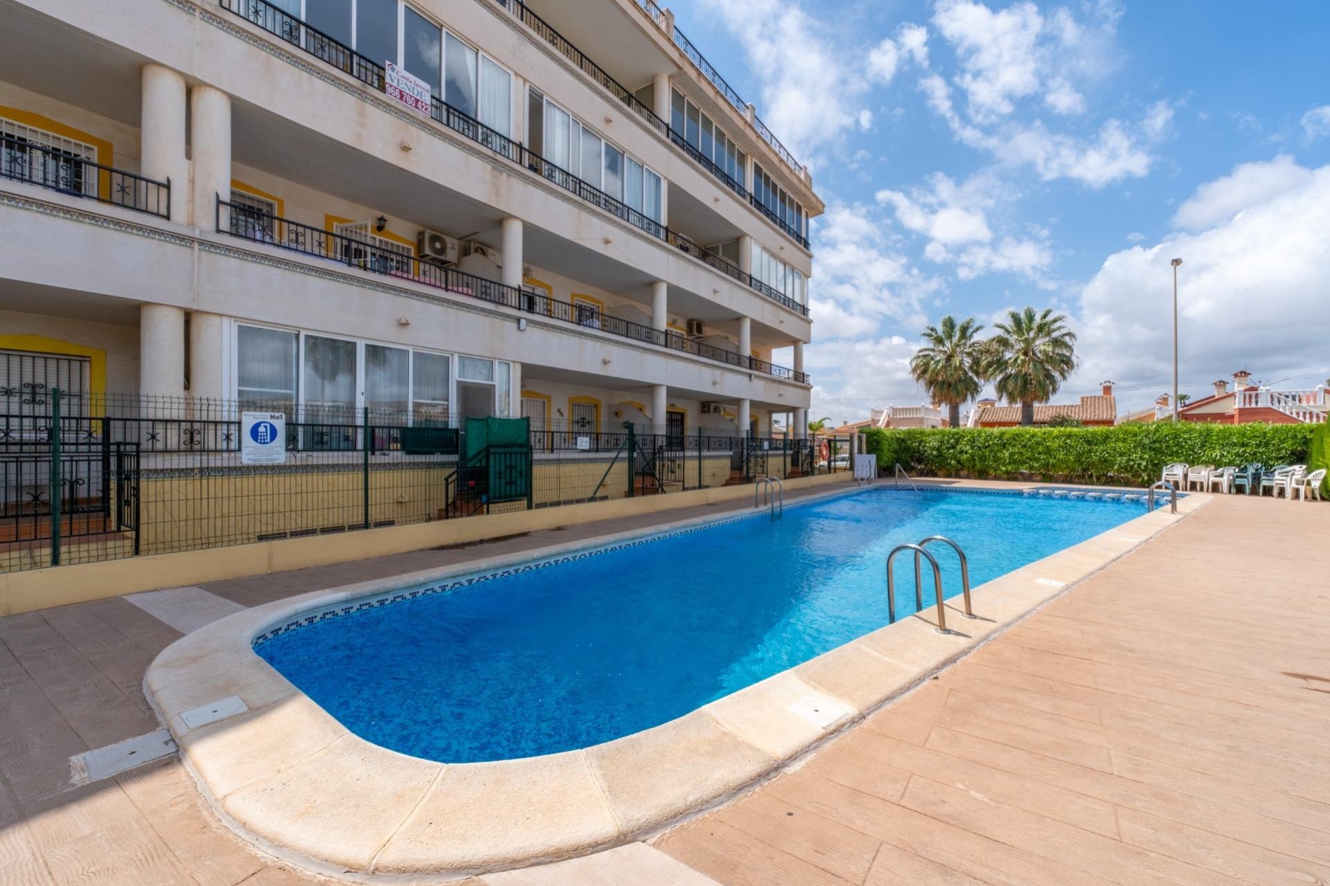 Resale - Apartment -
Orihuela Costa - Playa Flamenca