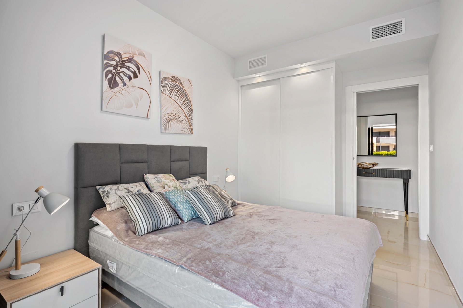 Resale - Apartment -
Orihuela Costa - Playa Flamenca