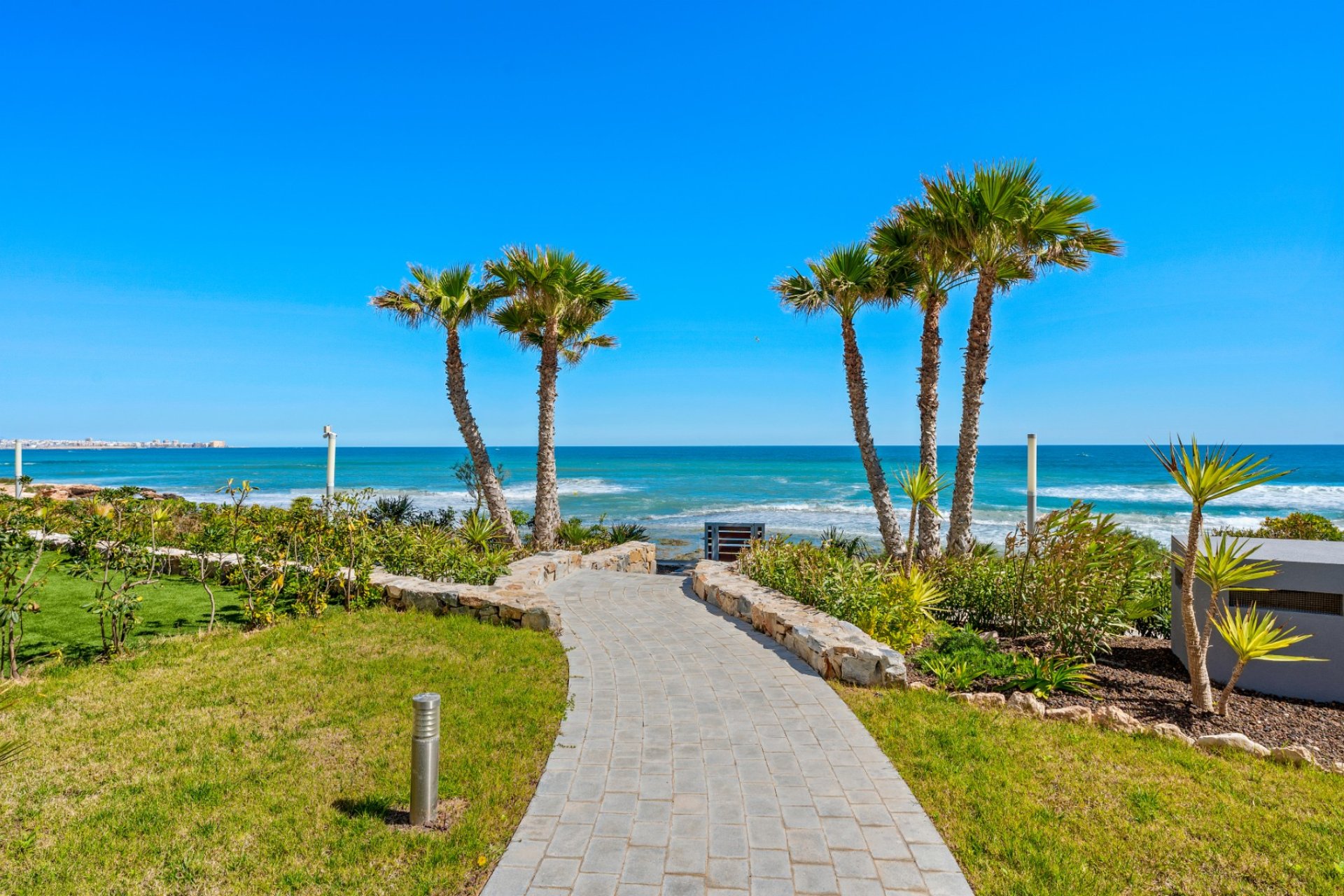 Resale - Apartment -
Orihuela Costa - Punta Prima