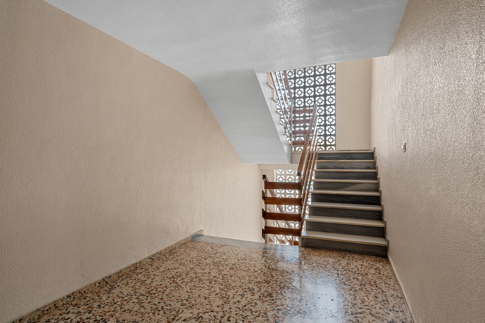 Resale - Apartment -
Orihuela Costa - Punta Prima