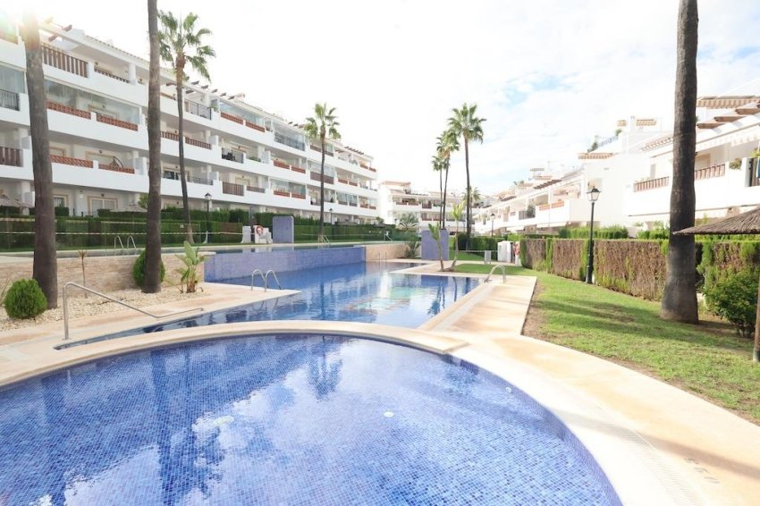 Resale - Apartment -
Orihuela Costa - Villamartín-Las Filipinas