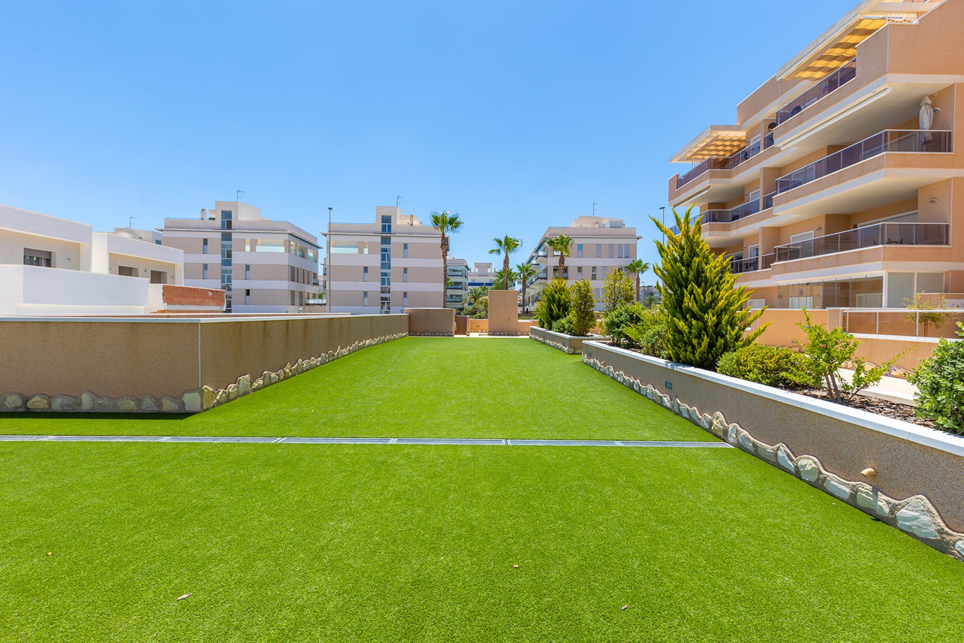 Resale - Apartment -
Orihuela Costa - Villamartín-Las Filipinas