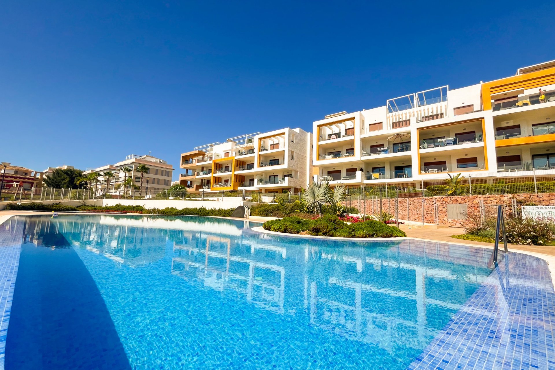 Resale - Apartment -
Orihuela Costa - Villamartín-Las Filipinas