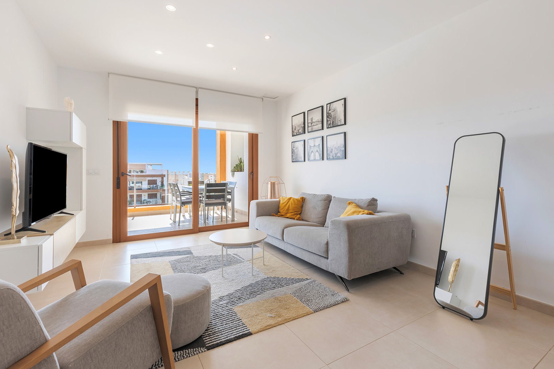 Resale - Apartment -
Orihuela Costa - Villamartín-Las Filipinas