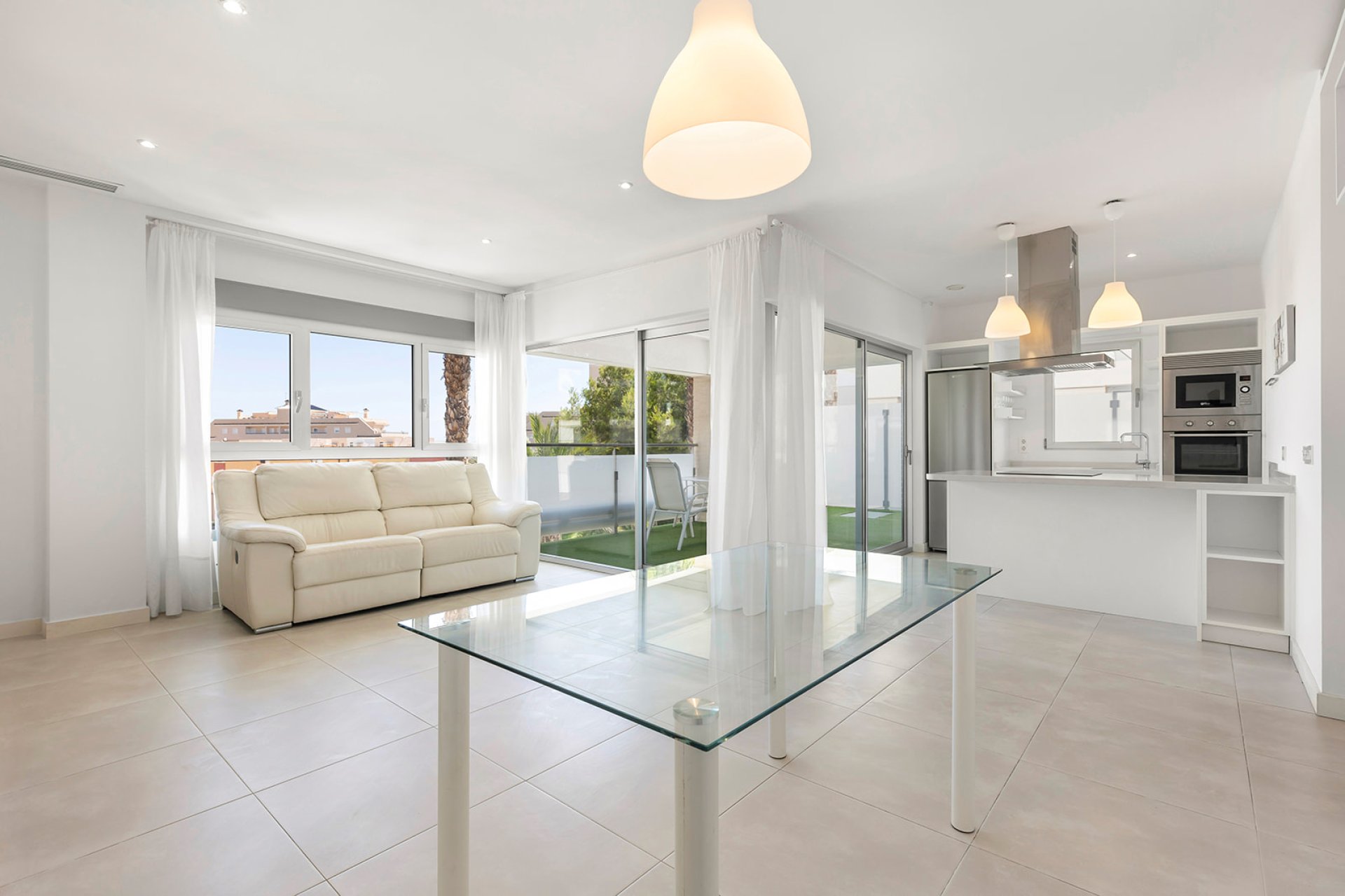 Resale - Apartment -
Orihuela Costa - Villamartín-Las Filipinas