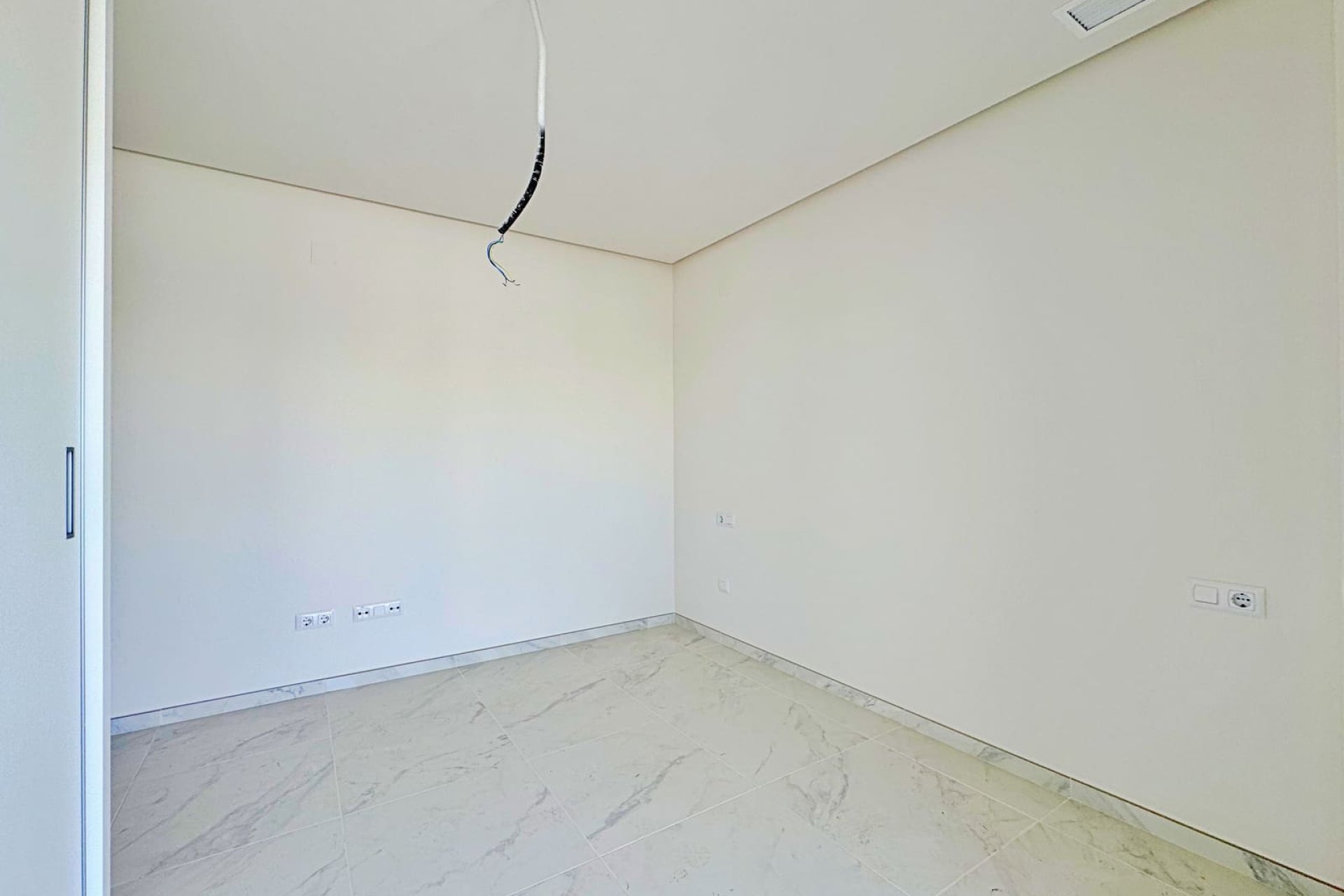 Resale - Apartment -
Orihuela Costa - Villamartín