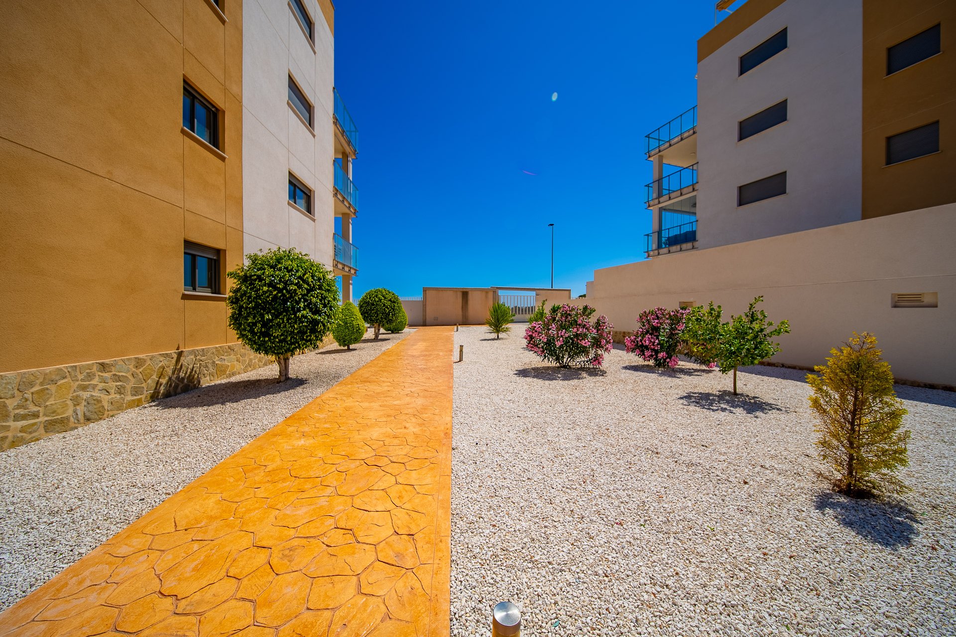 Resale - Apartment -
Orihuela Costa - Villamartin