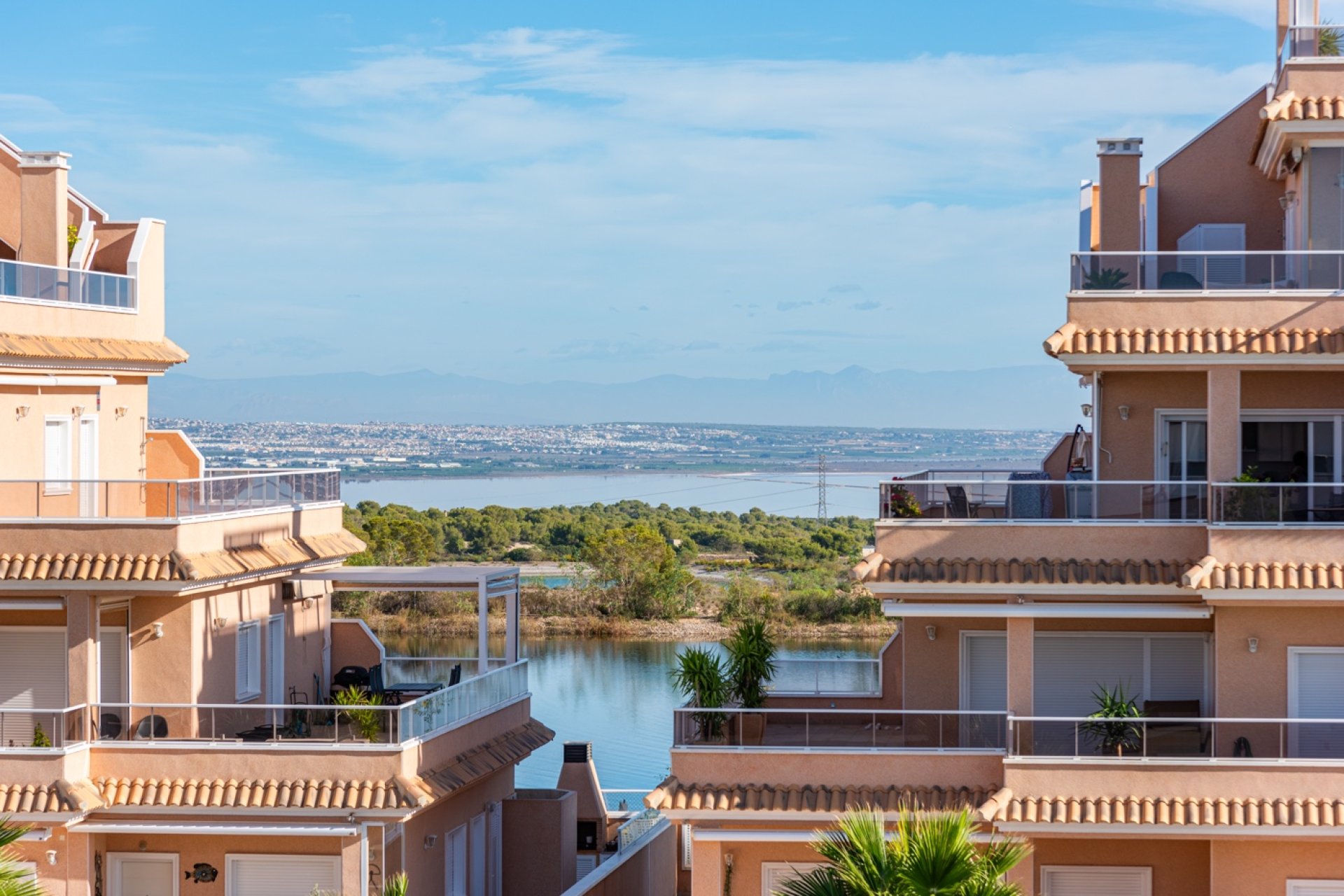Resale - Apartment -
Orihuela Costa - Villamartín