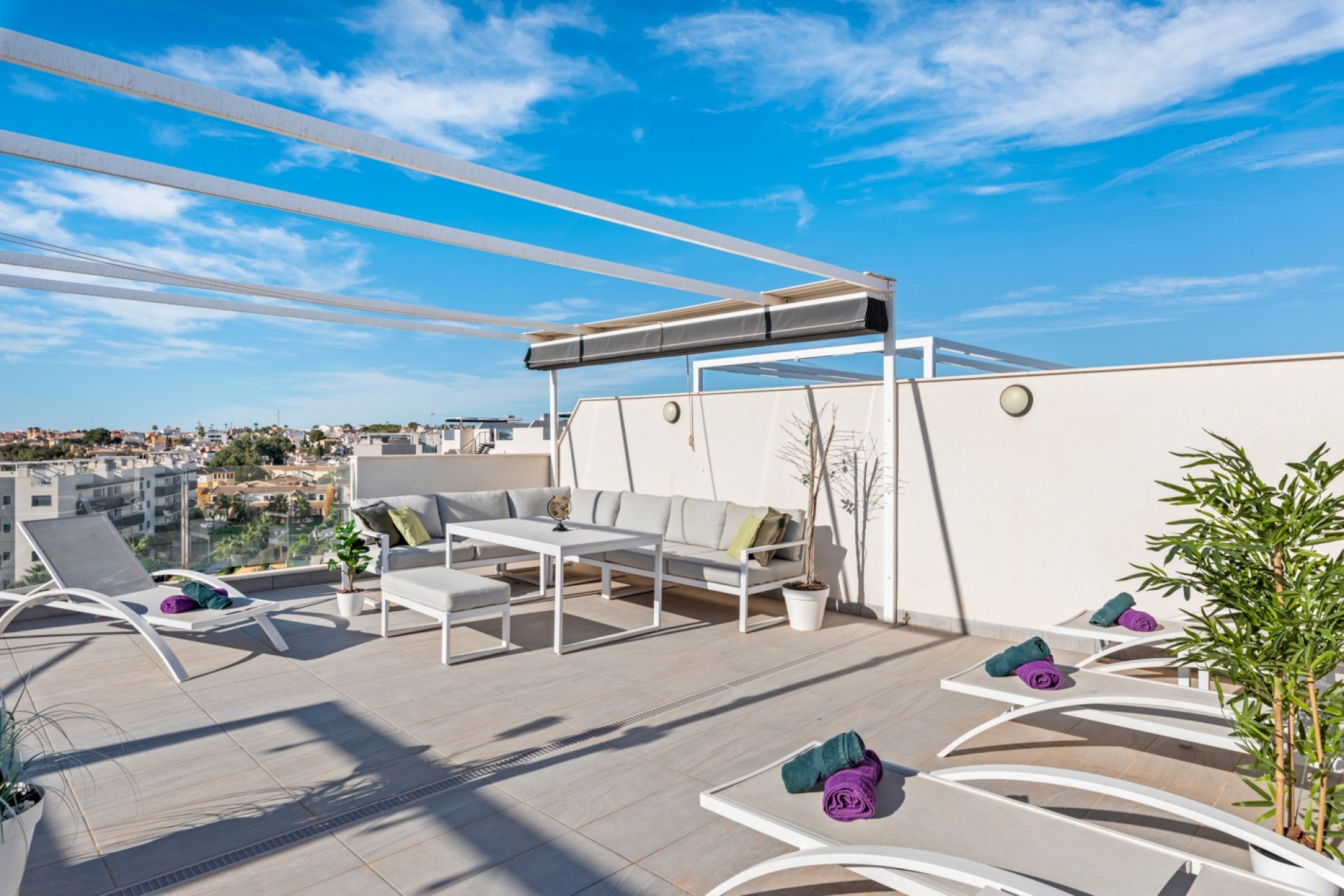 Resale - Apartment -
Orihuela Costa - Villamartín