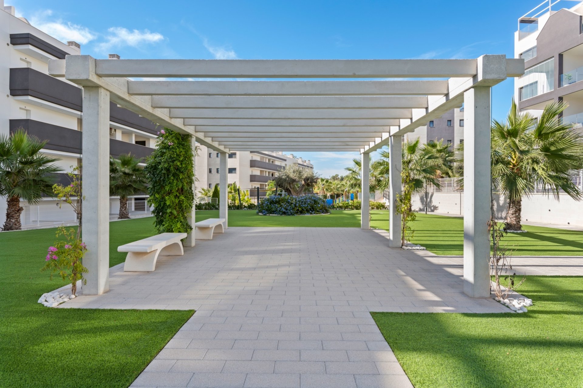 Resale - Apartment -
Orihuela Costa - Villamartín