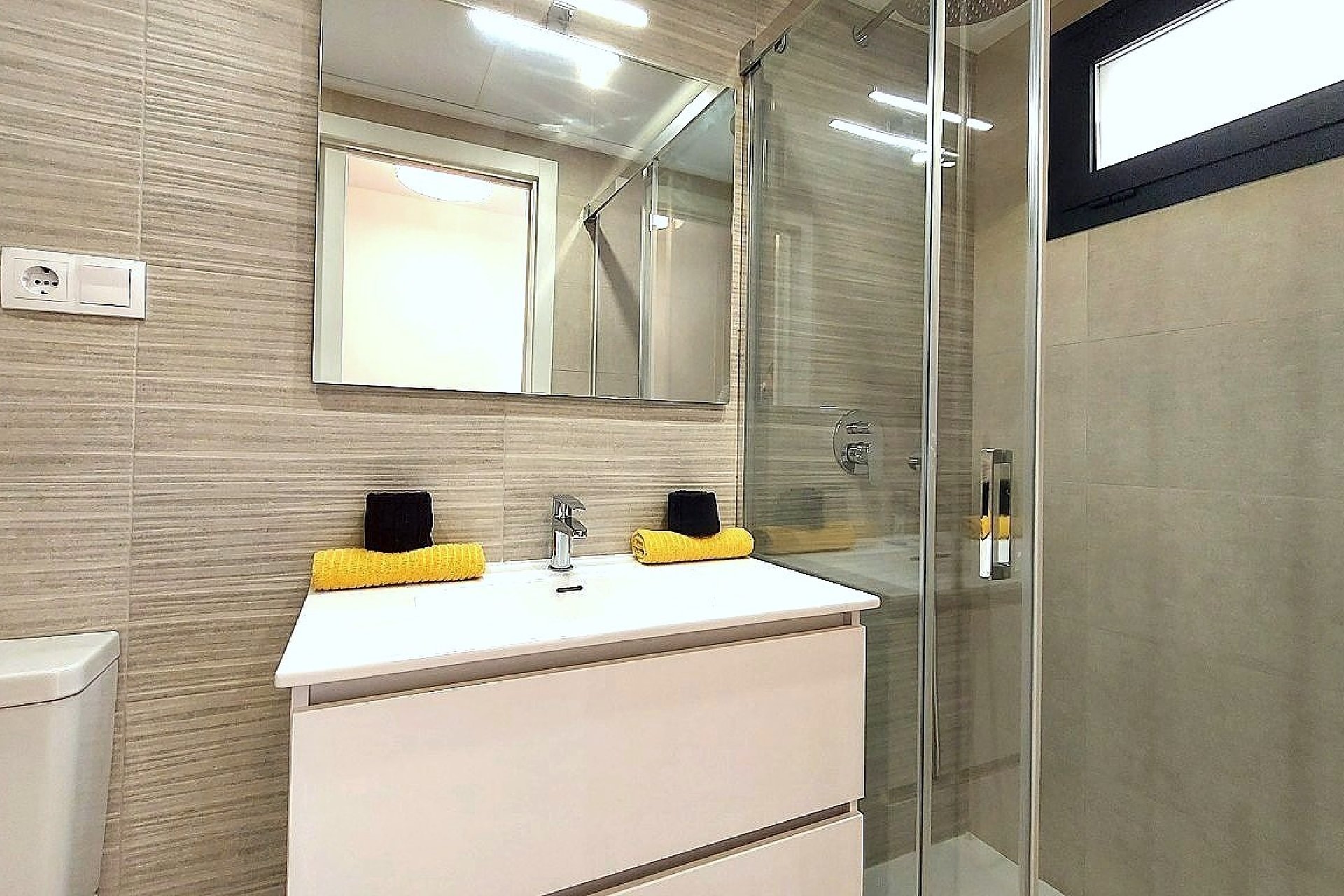 Resale - Apartment -
Orihuela Costa - Villamartin