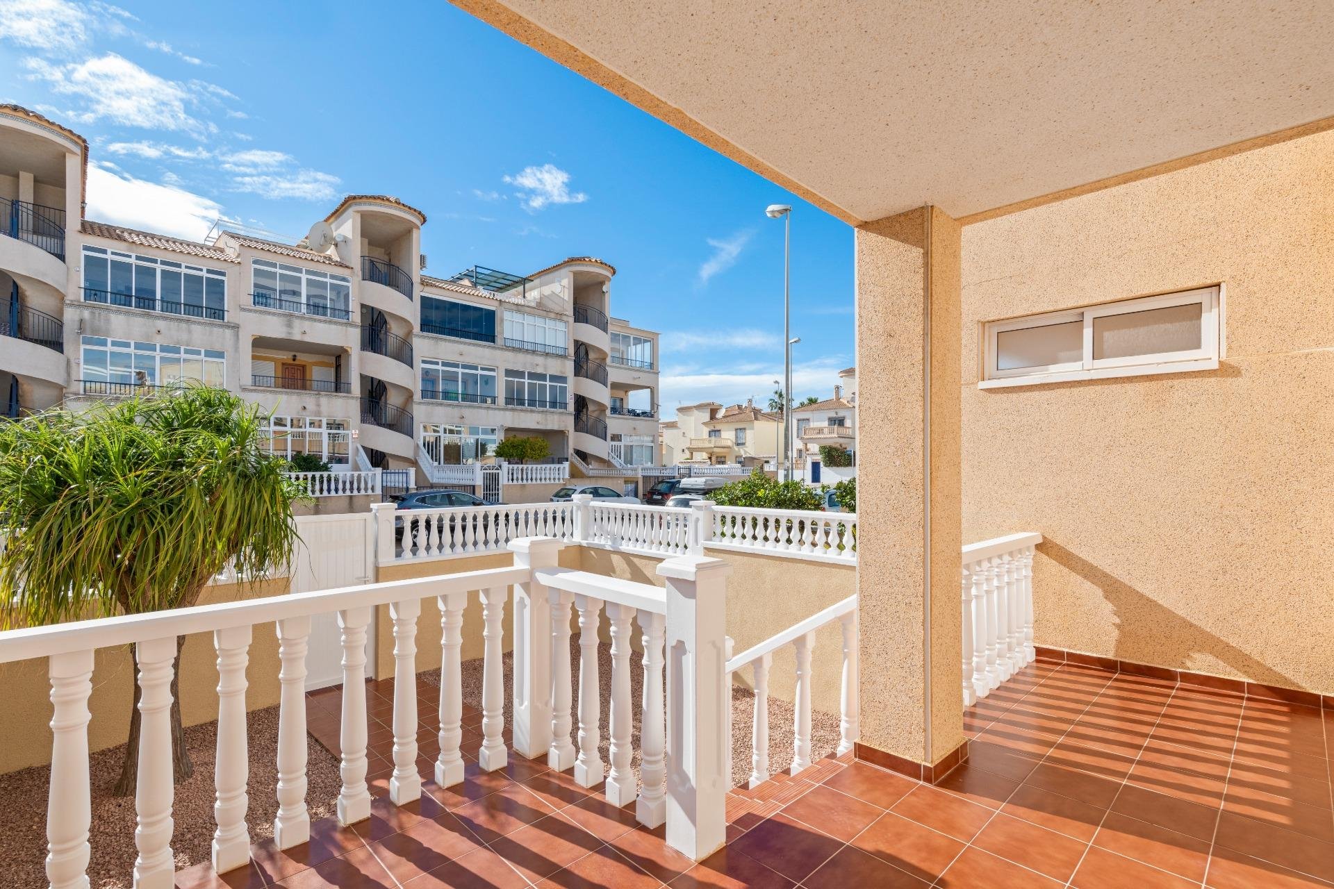 Resale - Apartment -
Orihuela Costa