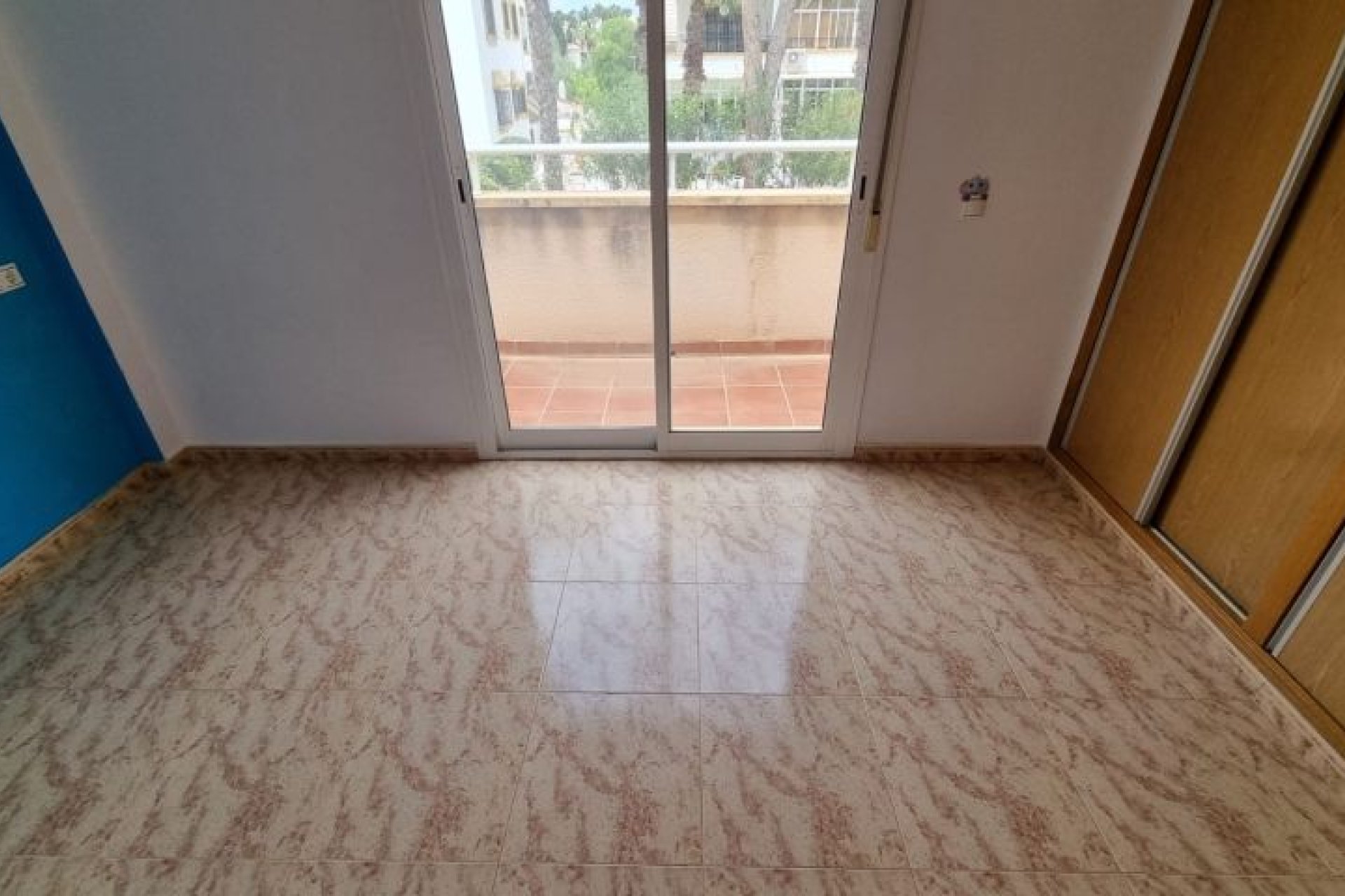 Resale - Apartment -
Orihuela Costa