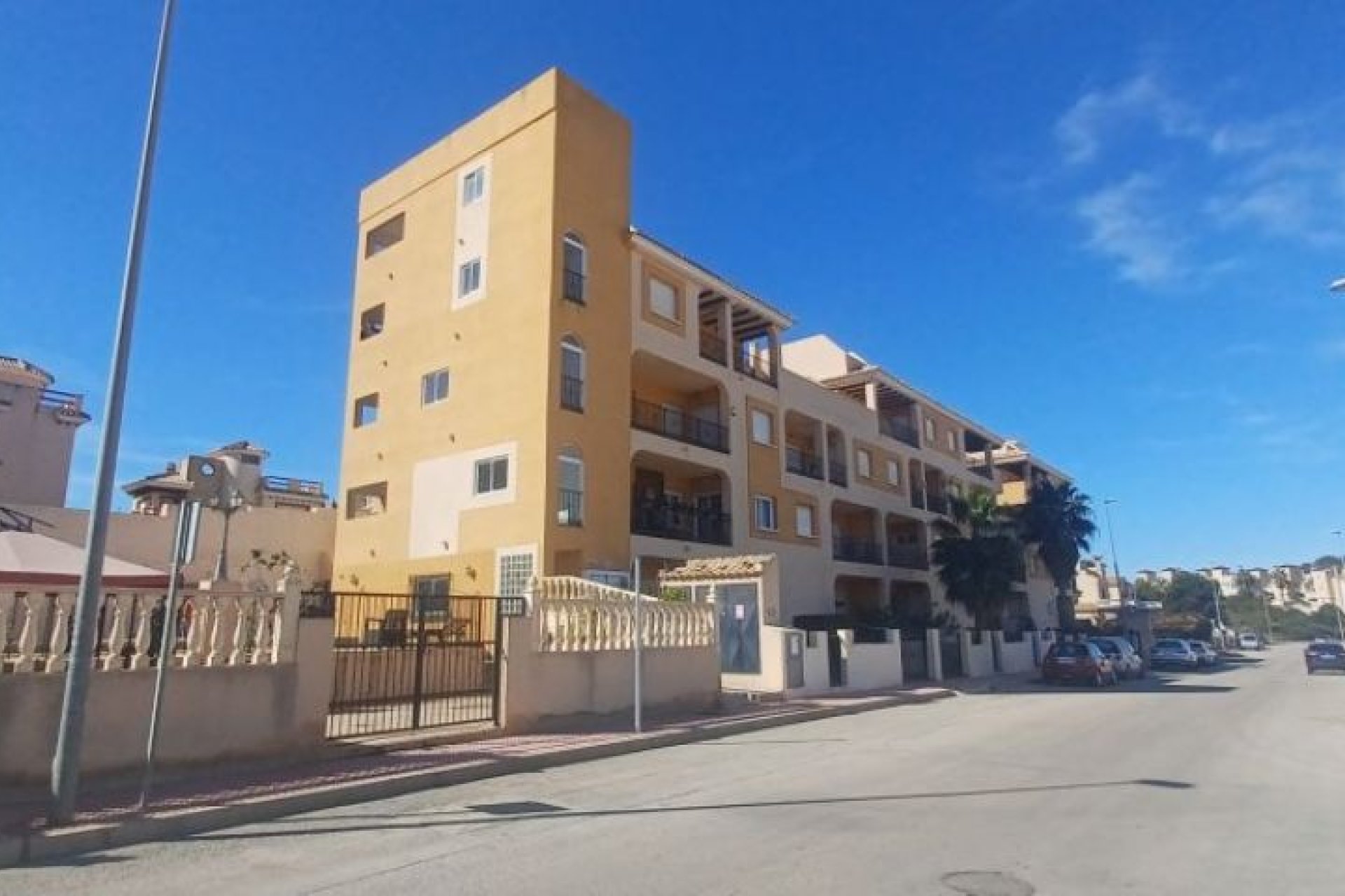Resale - Apartment -
Orihuela Costa