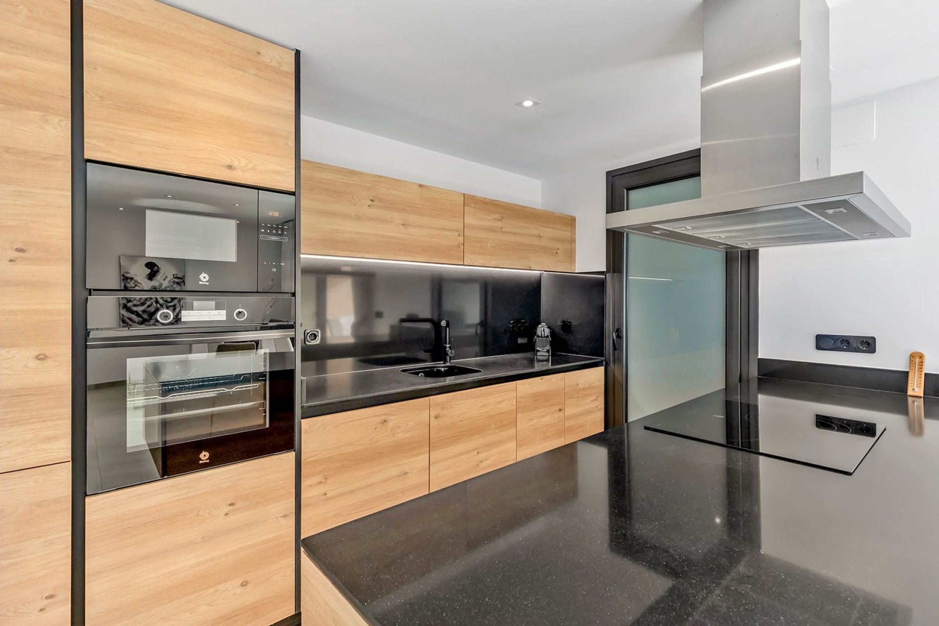 Resale - Apartment -
Orihuela Costa