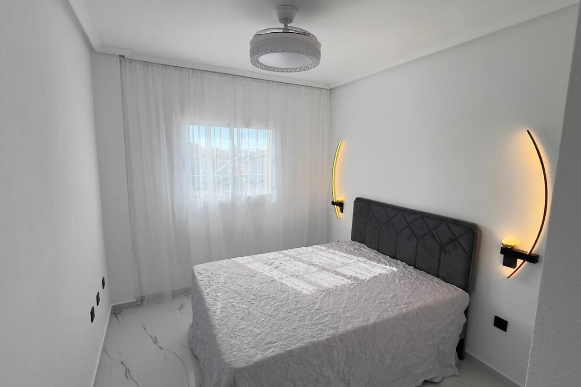 Resale - Apartment -
Orihuela Costa