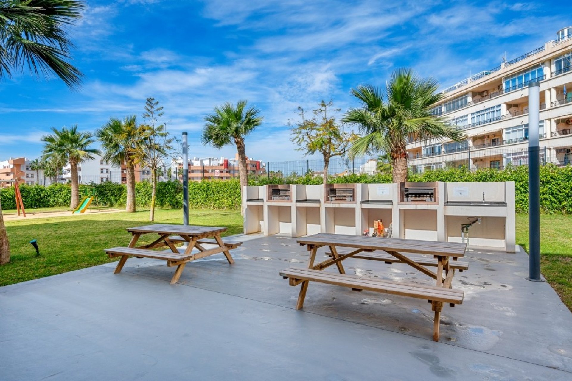 Resale - Apartment -
Orihuela Costa