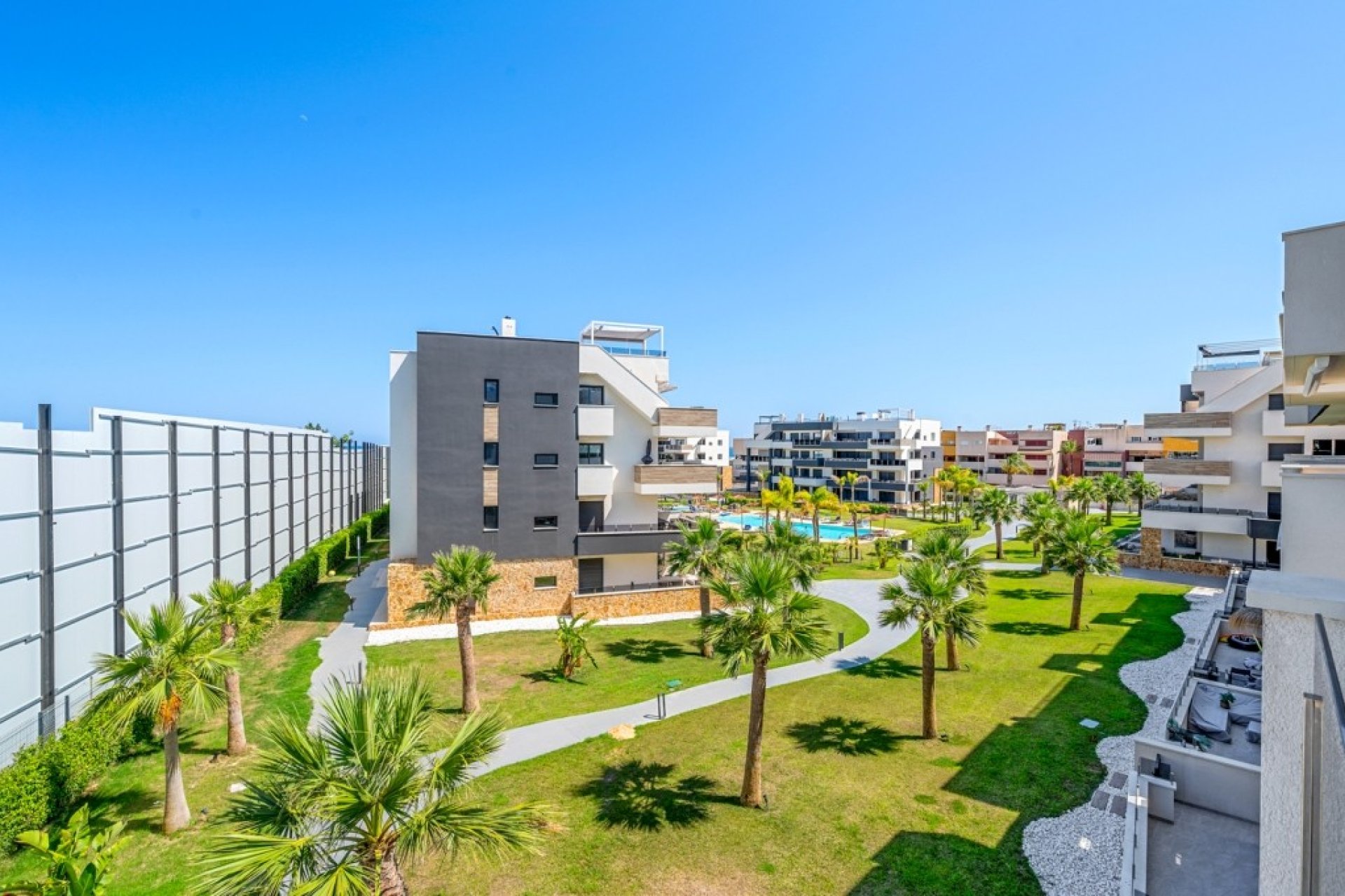 Resale - Apartment -
Orihuela Costa