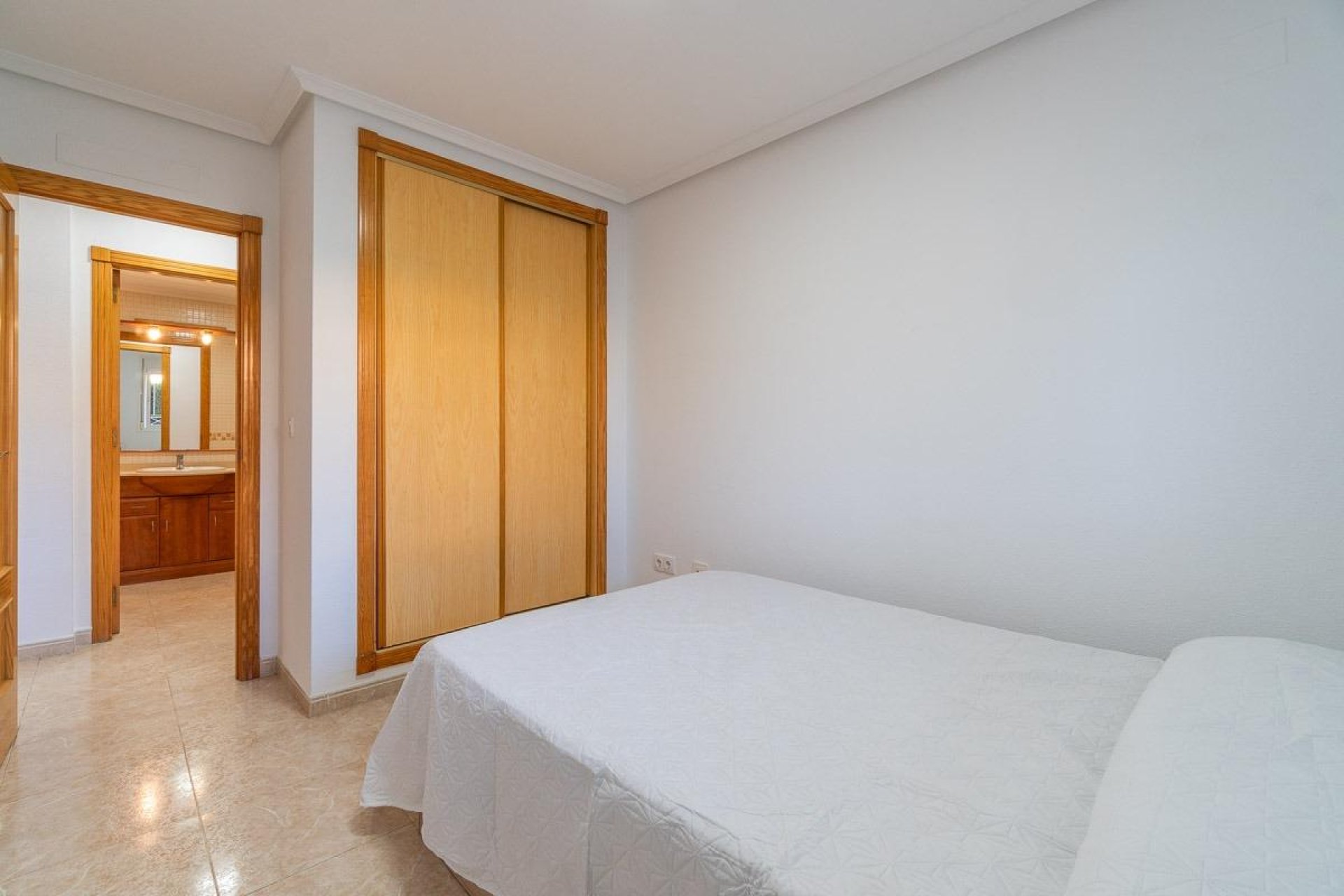 Resale - Apartment -
Orihuela Costa