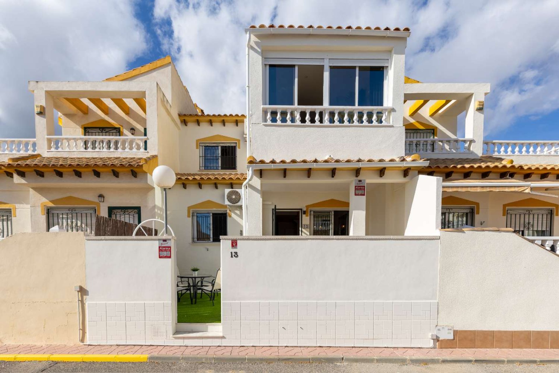 Resale - Apartment -
Orihuela - Orihuela Costa