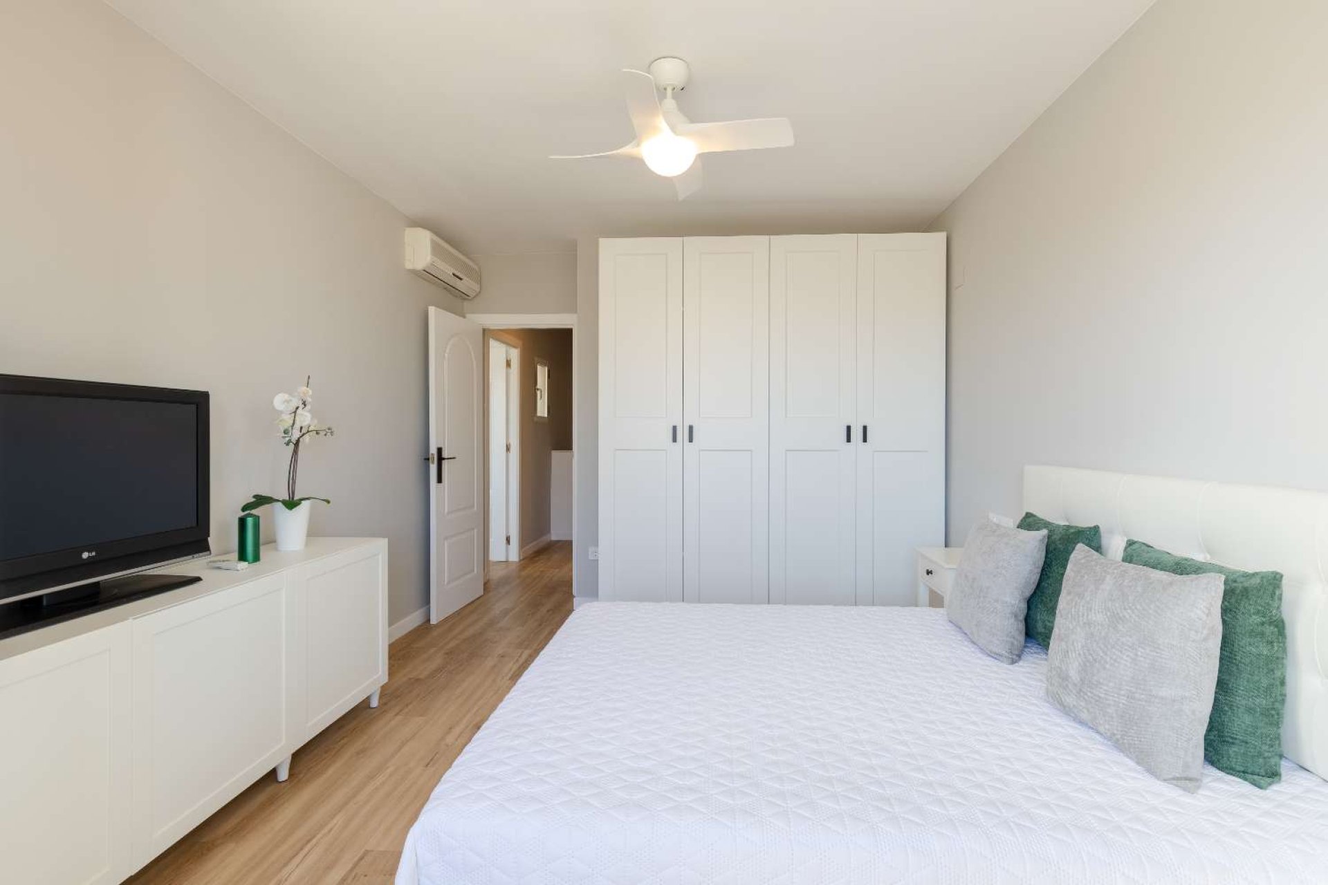 Resale - Apartment -
Orihuela - Orihuela Costa