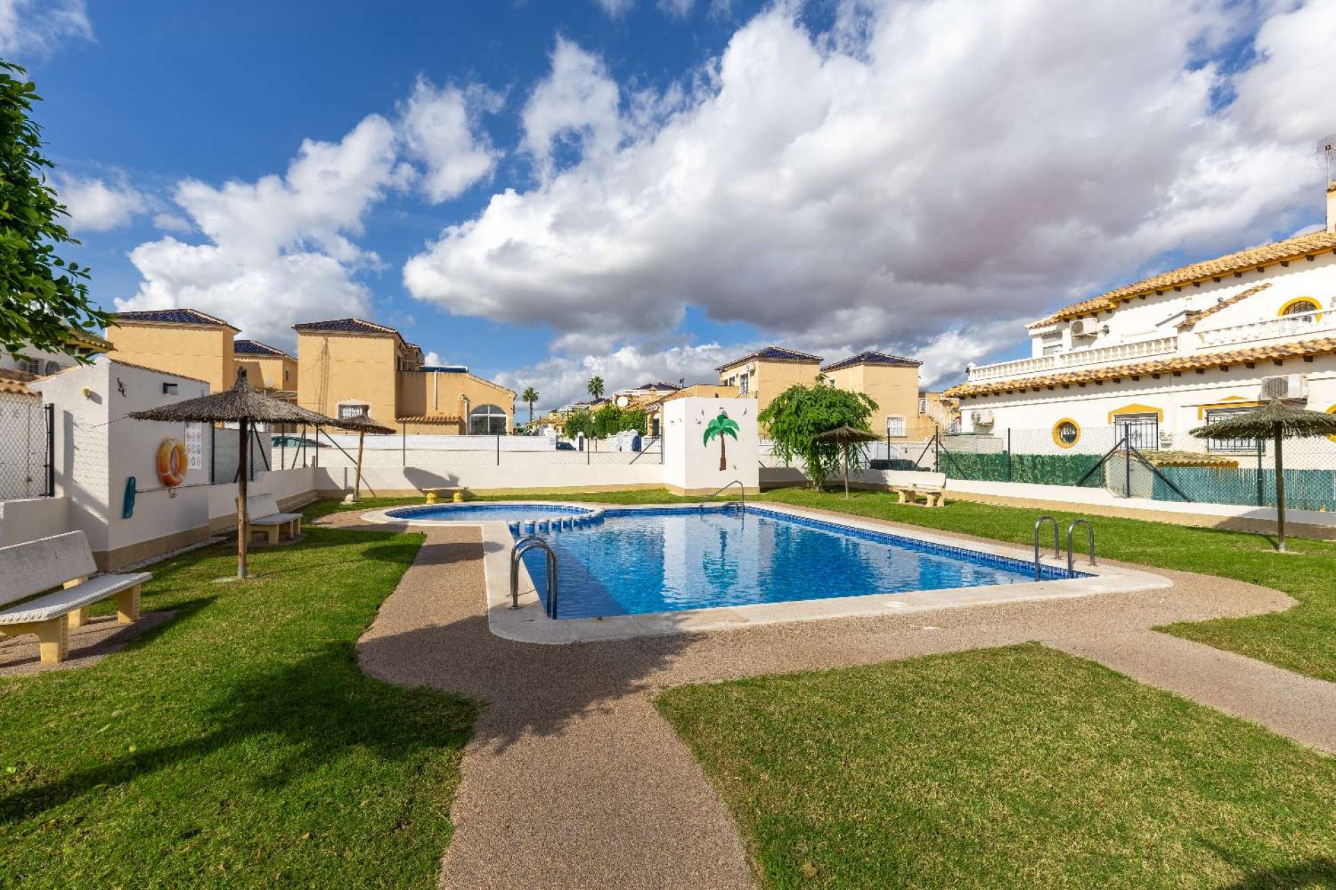 Resale - Apartment -
Orihuela - Orihuela Costa