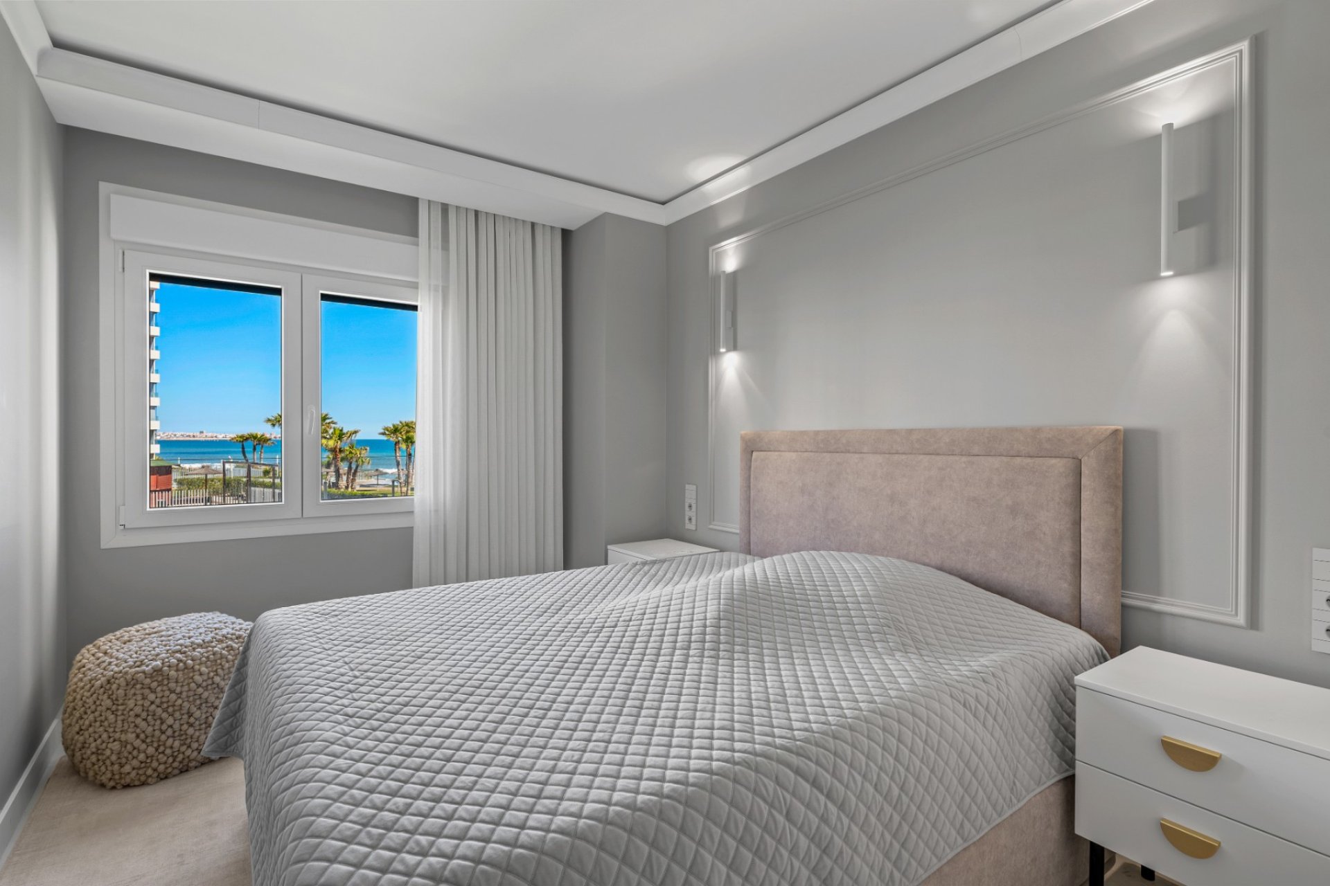 Resale - Apartment -
Orihuela - Punta Prima