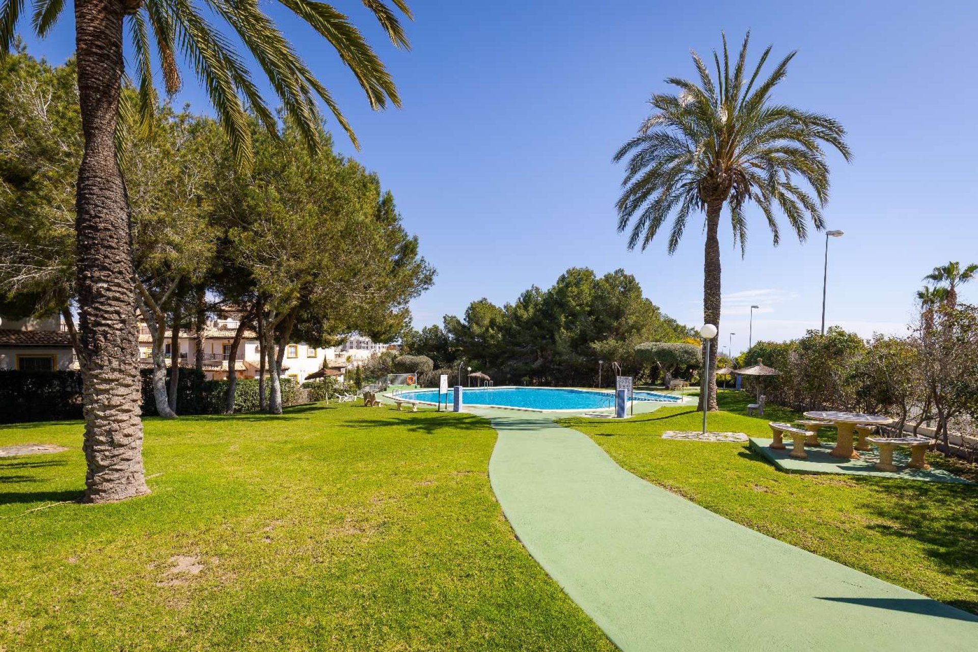 Resale - Apartment -
Orihuela - Villamartín-Las Filipinas