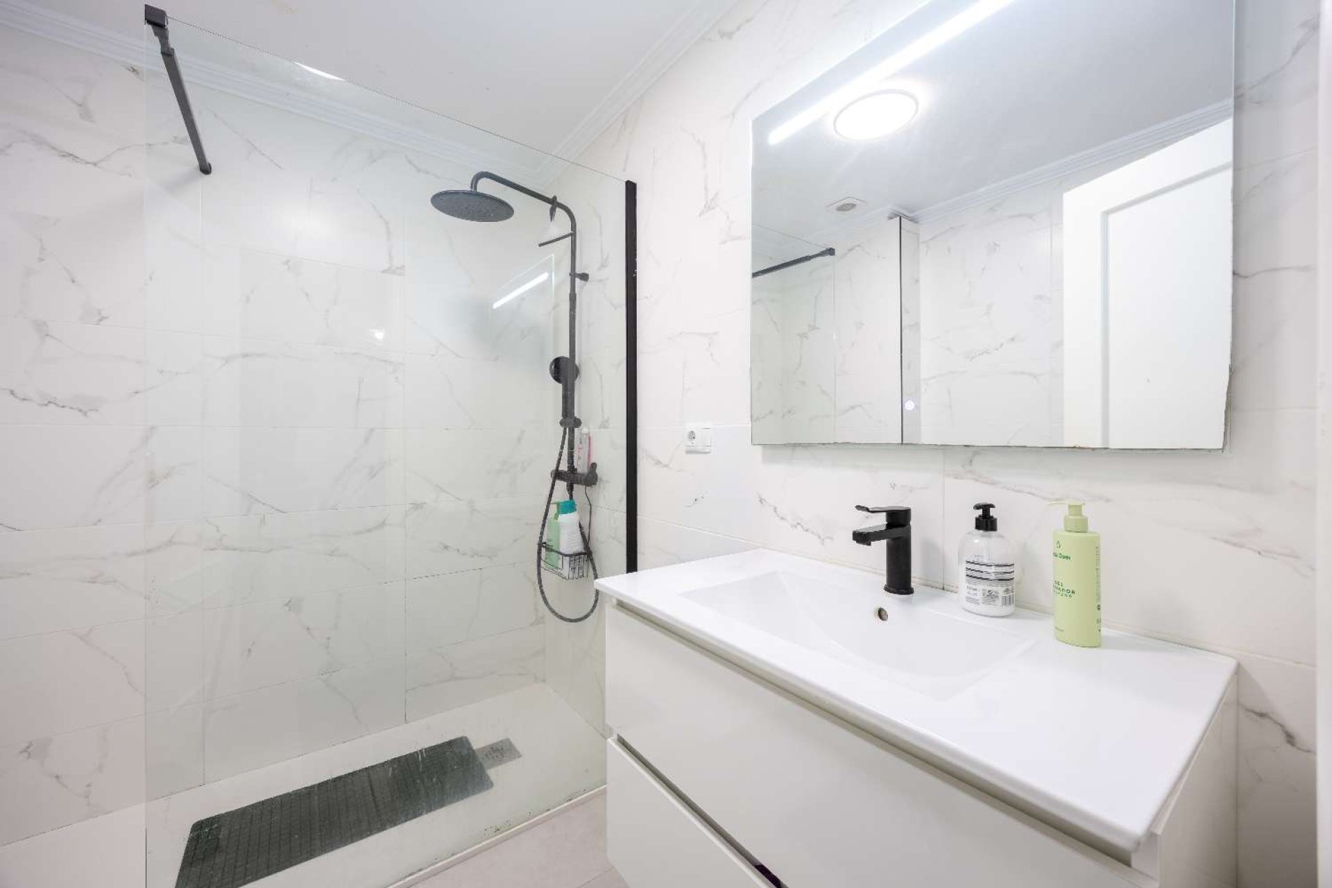 Resale - Apartment -
Orihuela - Villamartín-Las Filipinas