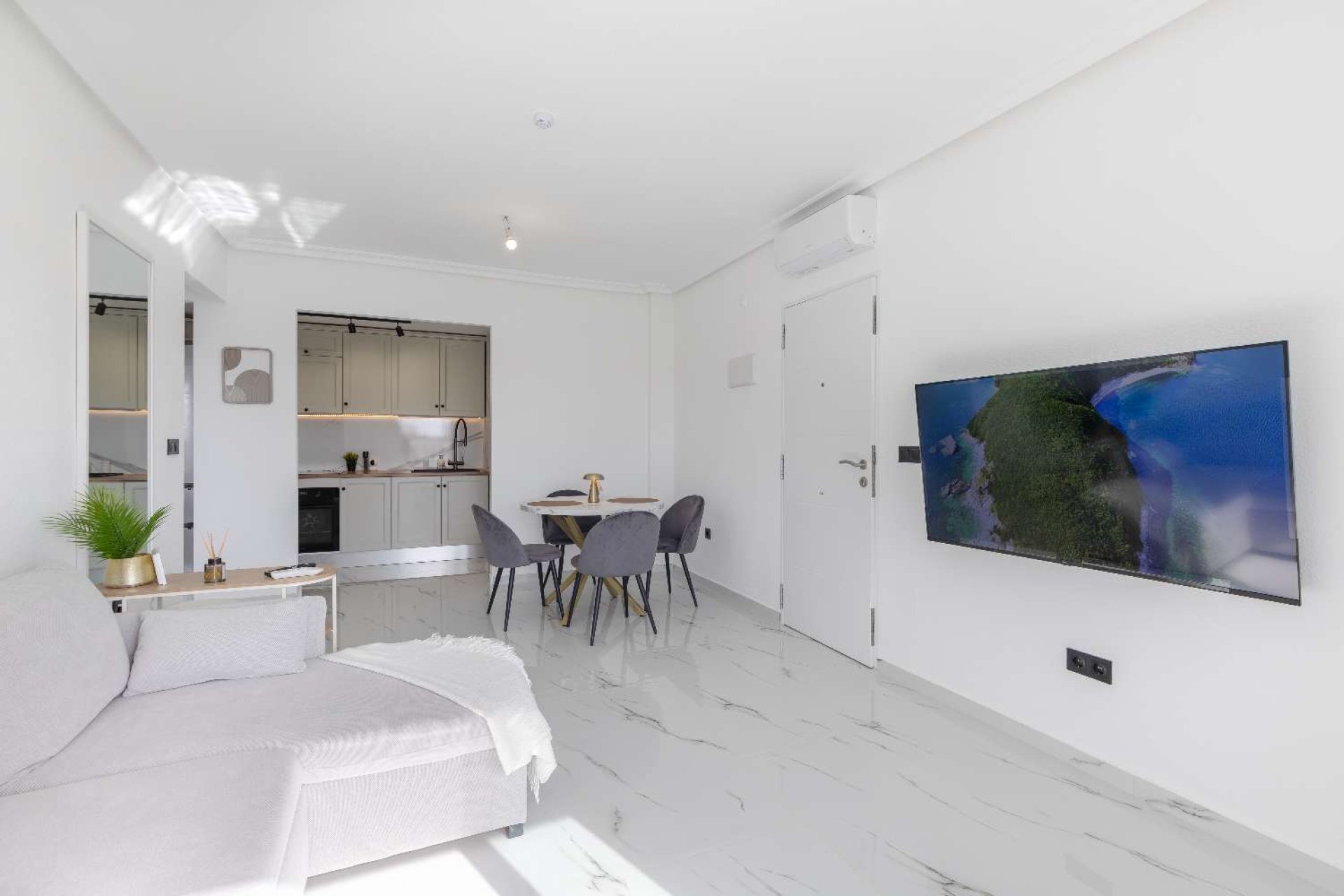 Resale - Apartment -
Orihuela - Zeniamar-Horizonte-La Campana