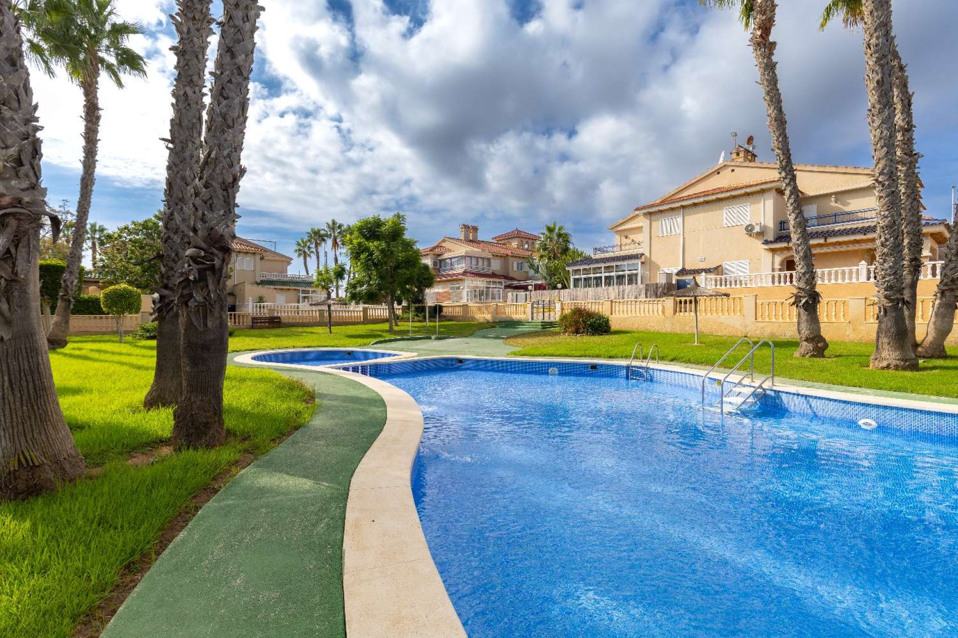 Resale - Apartment -
Orihuela - Zeniamar-Horizonte-La Campana