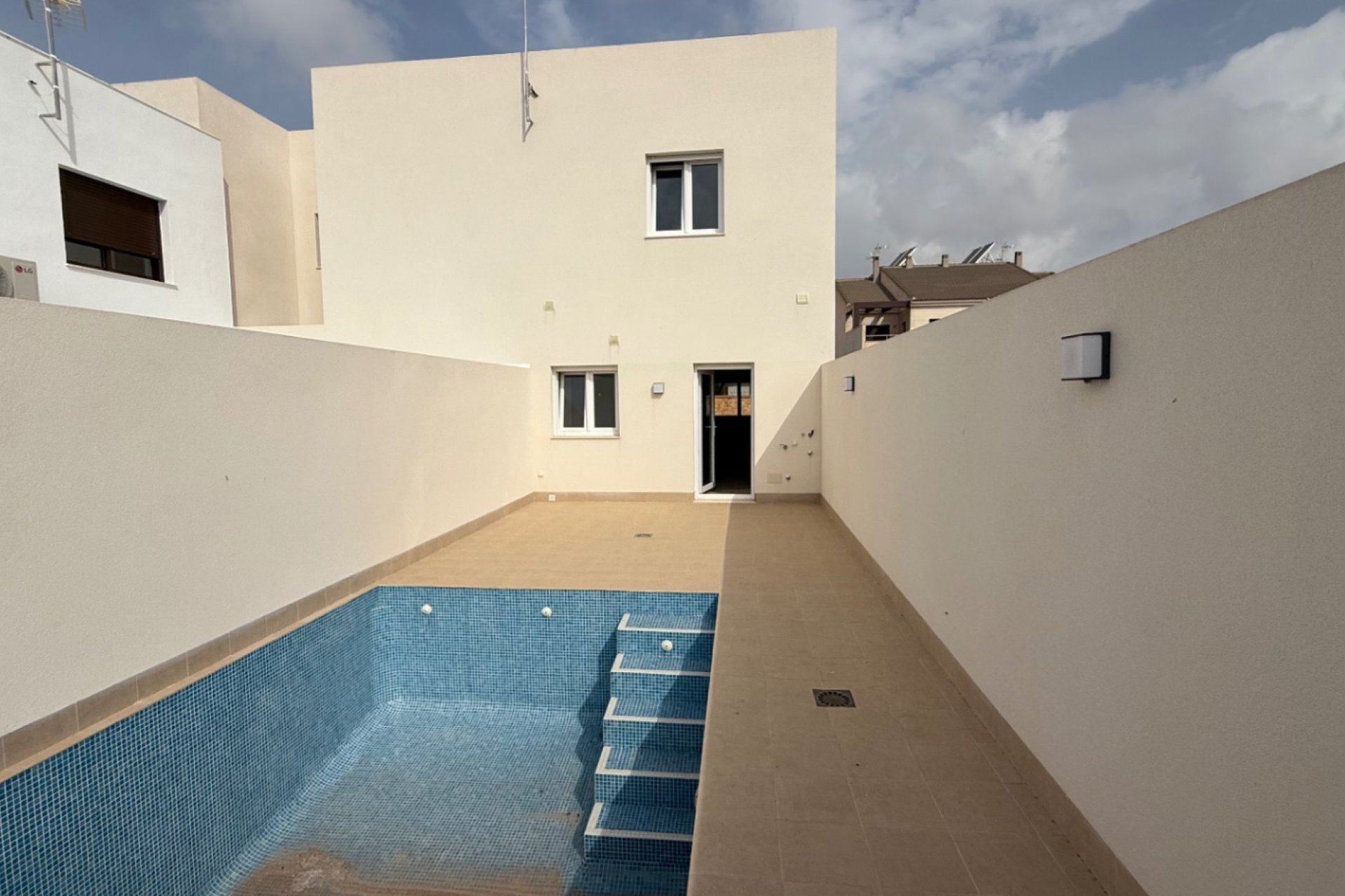 Resale - Apartment -
Pilar de la Horadada - Costa Blanca Sur