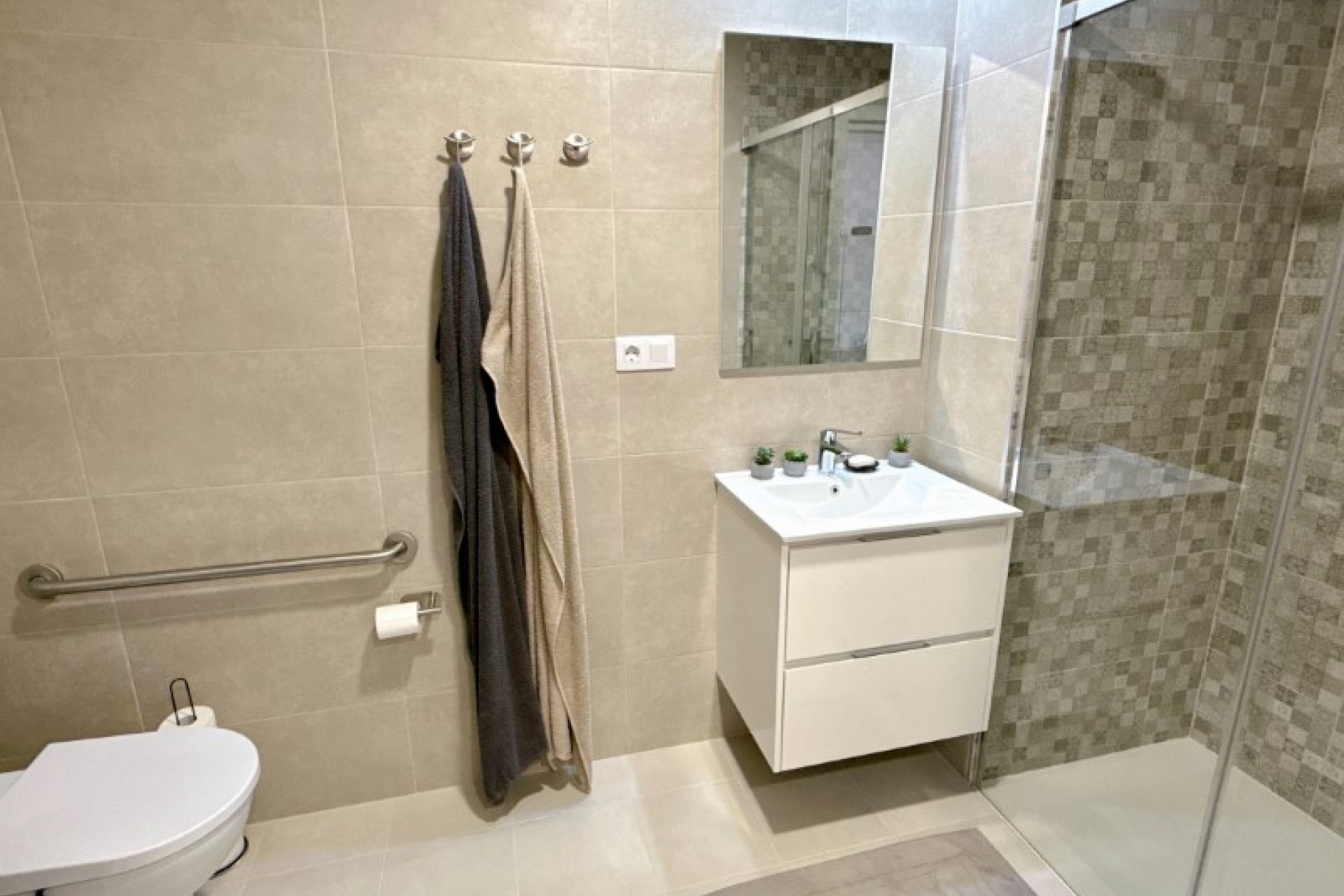 Resale - Apartment -
Pilar de la Horadada - Mil Palmeras